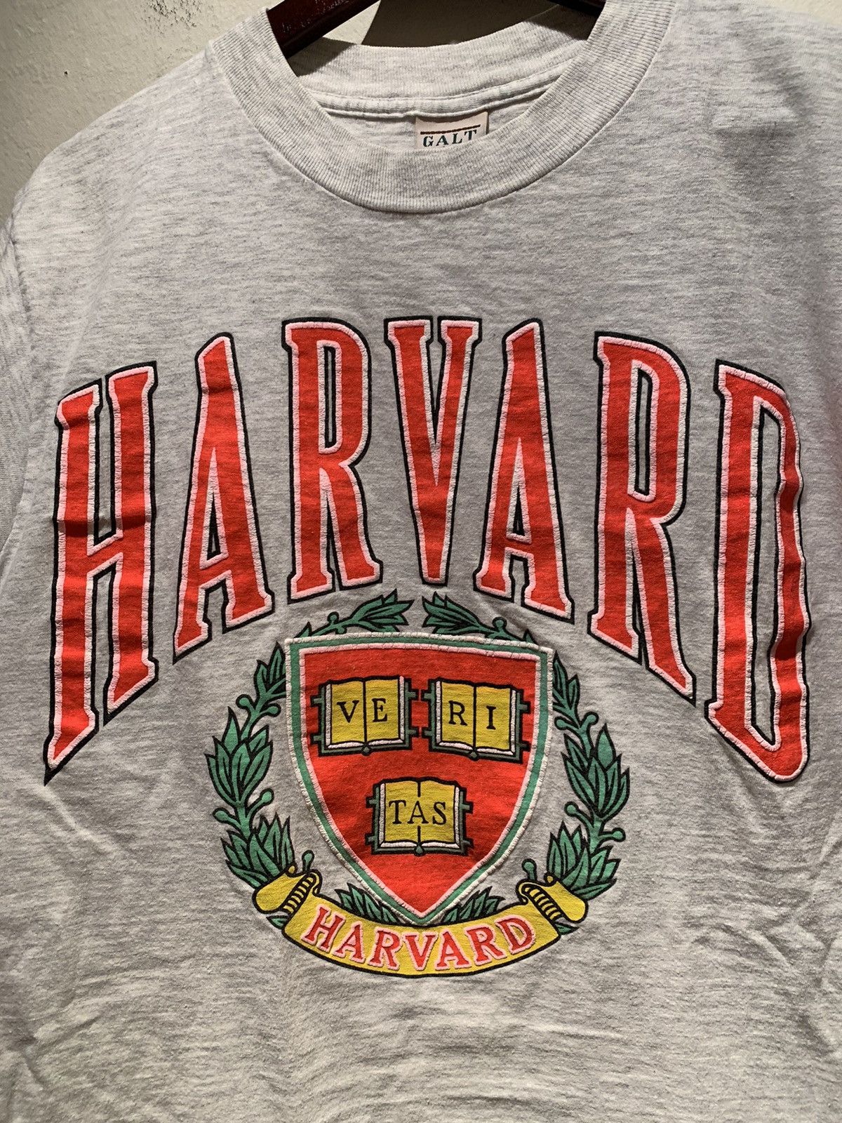 Vintage *RARE* Vintage Harvard Crest USA-Made T-Shirt - Large Size US L / EU 52-54 / 3 - 3 Thumbnail