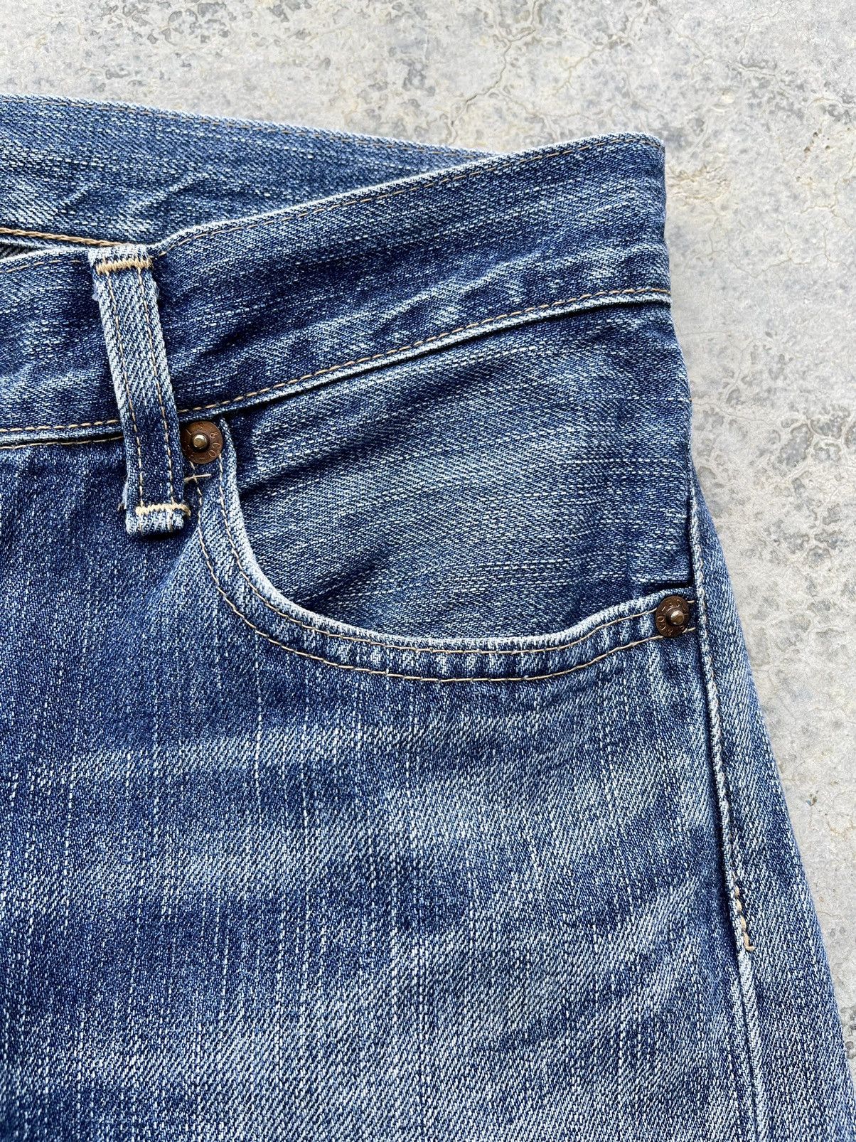 Levi's VINTAGE LEVIS 505 FADED BLUE JEANS MADE IN JAPAN RED SIZE 29 Size US 29 - 9 Thumbnail