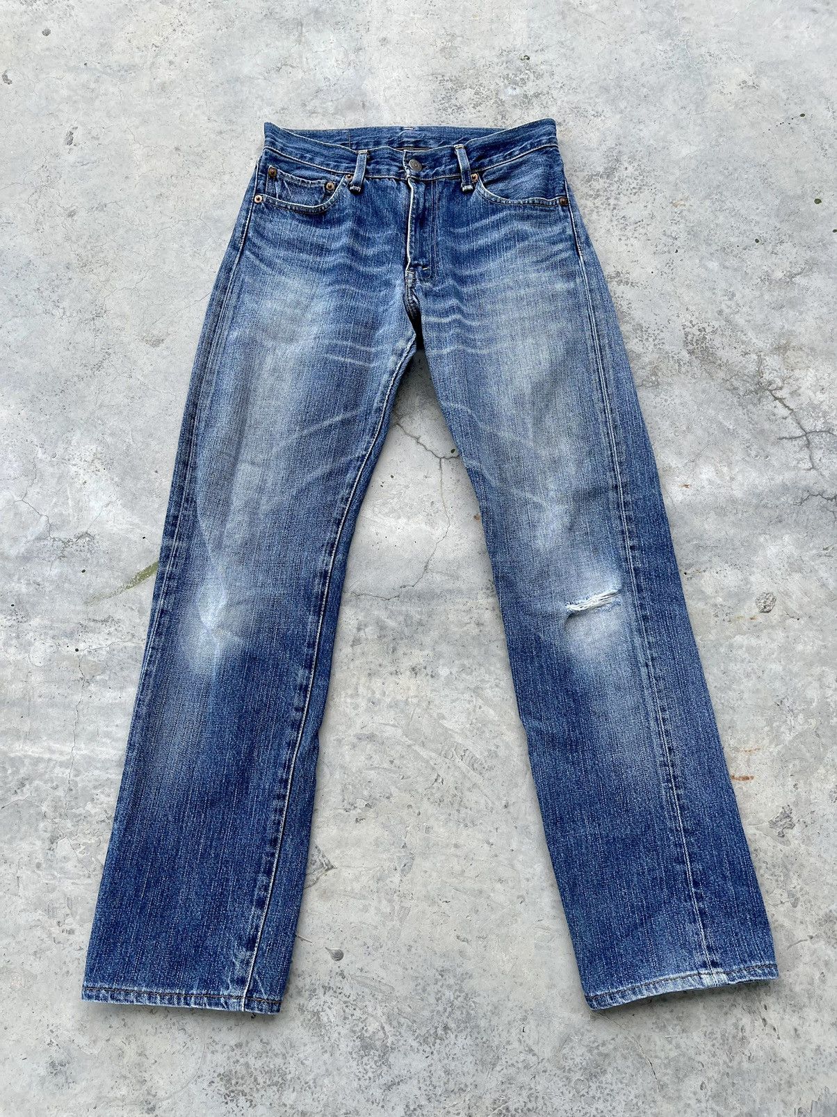 Levi's VINTAGE LEVIS 505 FADED BLUE JEANS MADE IN JAPAN RED SIZE 29 Size US 29 - 1 Thumbnail