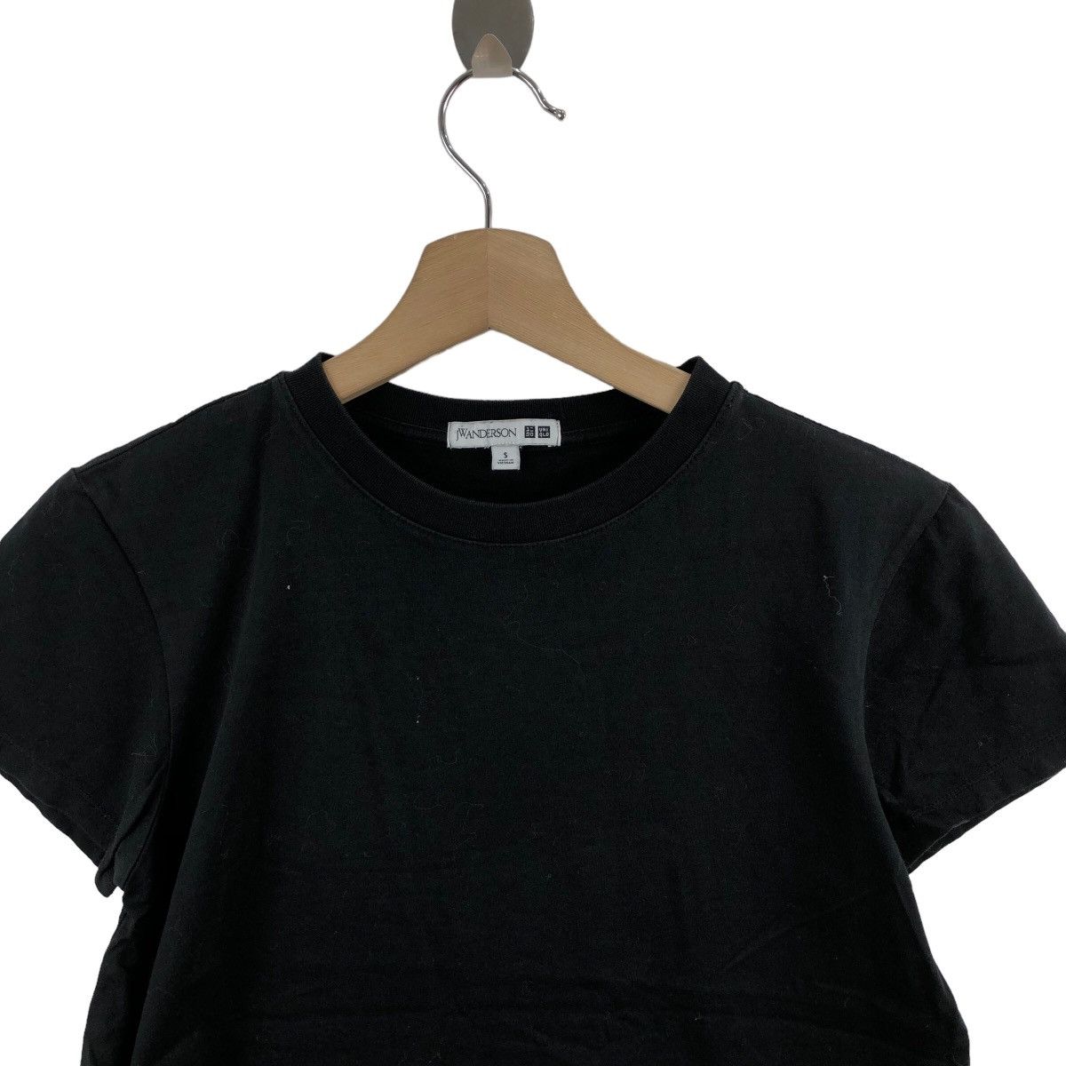 JW Anderson × Uniqlo JW ANDERSON Uniqlo T-Shirt Nice Design Size US S / EU 44-46 / 1 - 2 Thumbnail