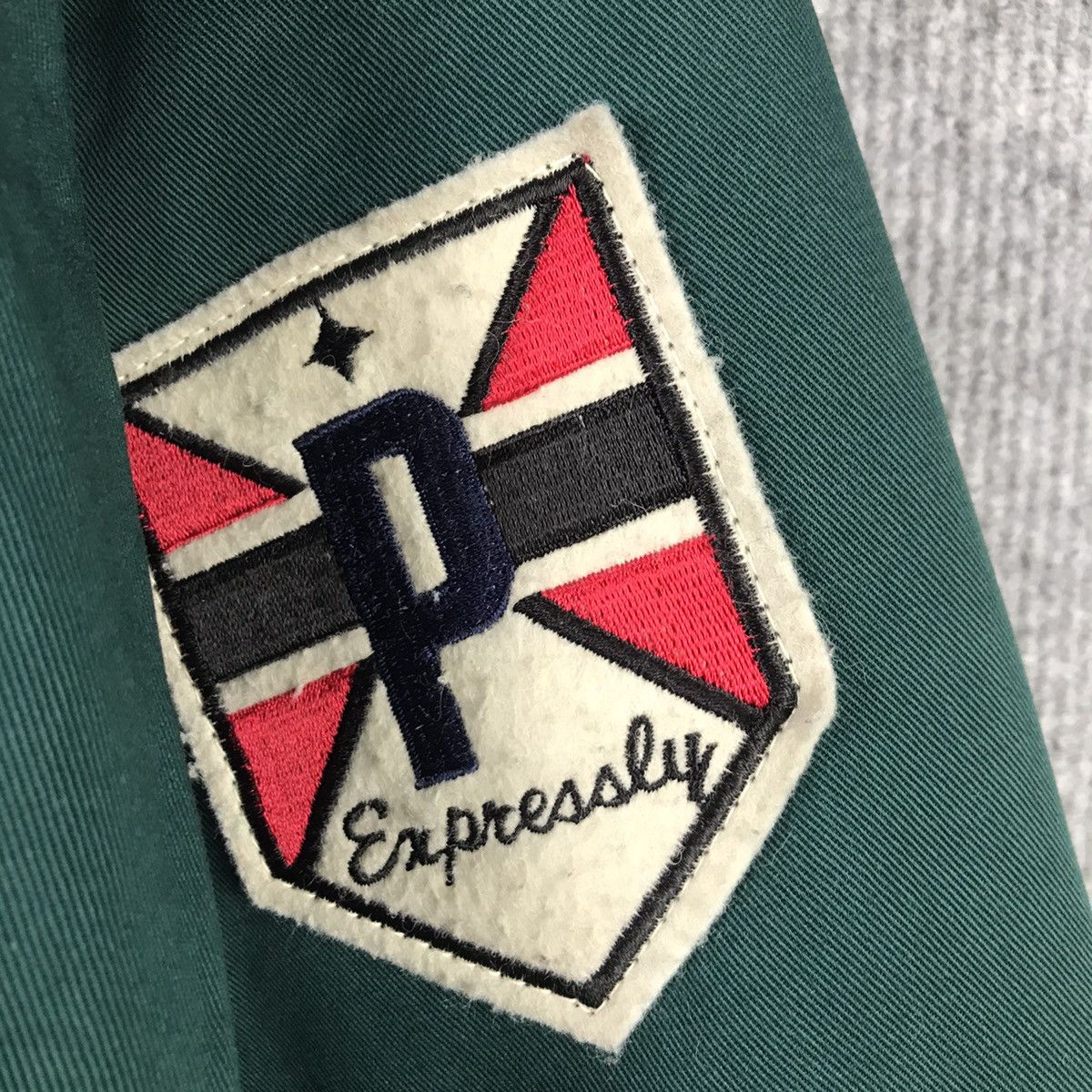 Japanese Brand VINTAGE EXPRESSLY GREEN BOMBER MILITARY STYLE JACKET Size US L / EU 52-54 / 3 - 6 Thumbnail