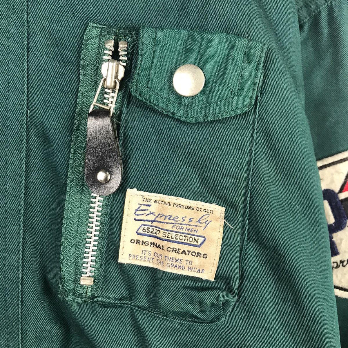 Japanese Brand VINTAGE EXPRESSLY GREEN BOMBER MILITARY STYLE JACKET Size US L / EU 52-54 / 3 - 5 Thumbnail