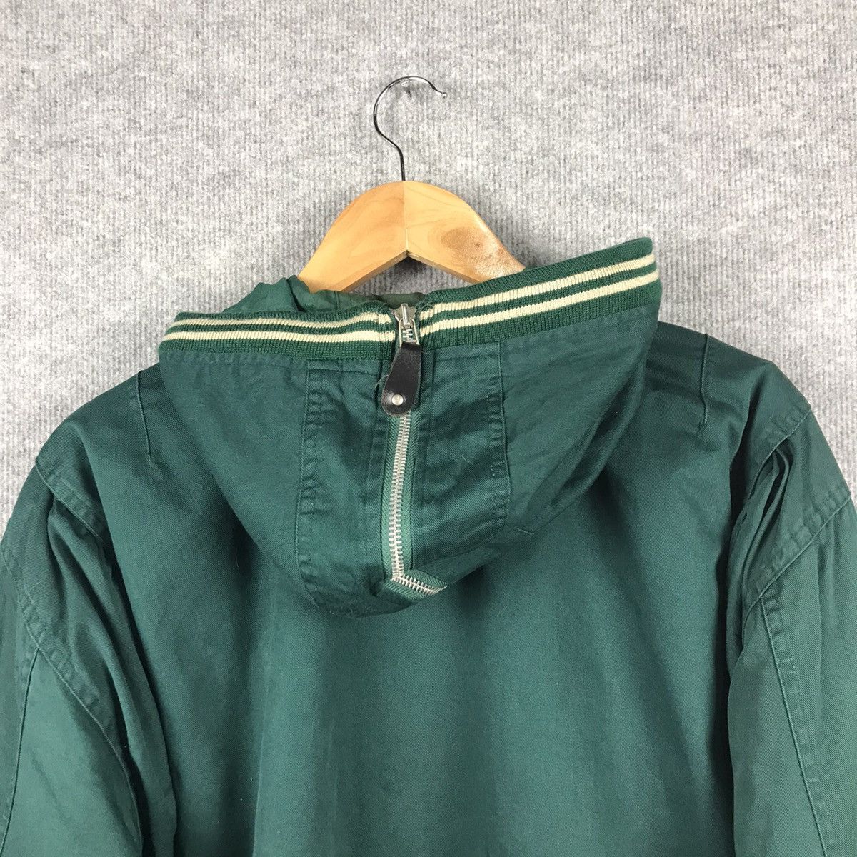 Japanese Brand VINTAGE EXPRESSLY GREEN BOMBER MILITARY STYLE JACKET Size US L / EU 52-54 / 3 - 9 Thumbnail
