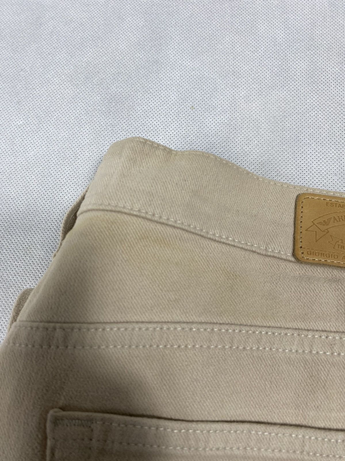 Armani Vintage Armani denim jeans size 34 Size US 34 / EU 50 - 4 Thumbnail