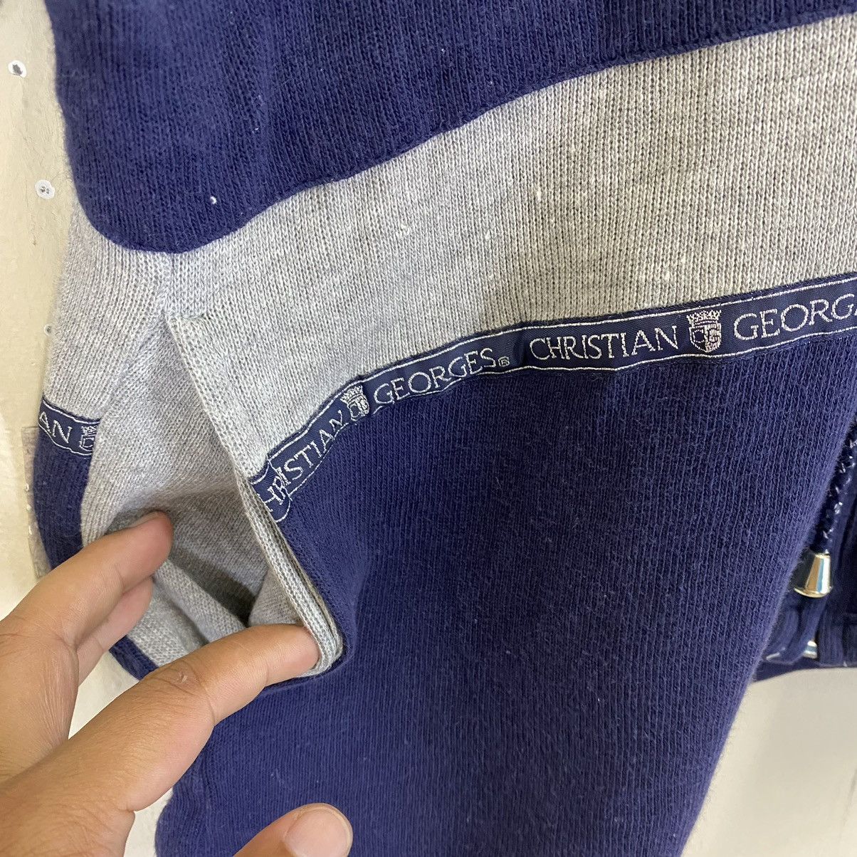 Vintage Vintage Christian Georges Zipper Small Logo Crewneck Hoodie Size US M / EU 48-50 / 2 - 7 Thumbnail