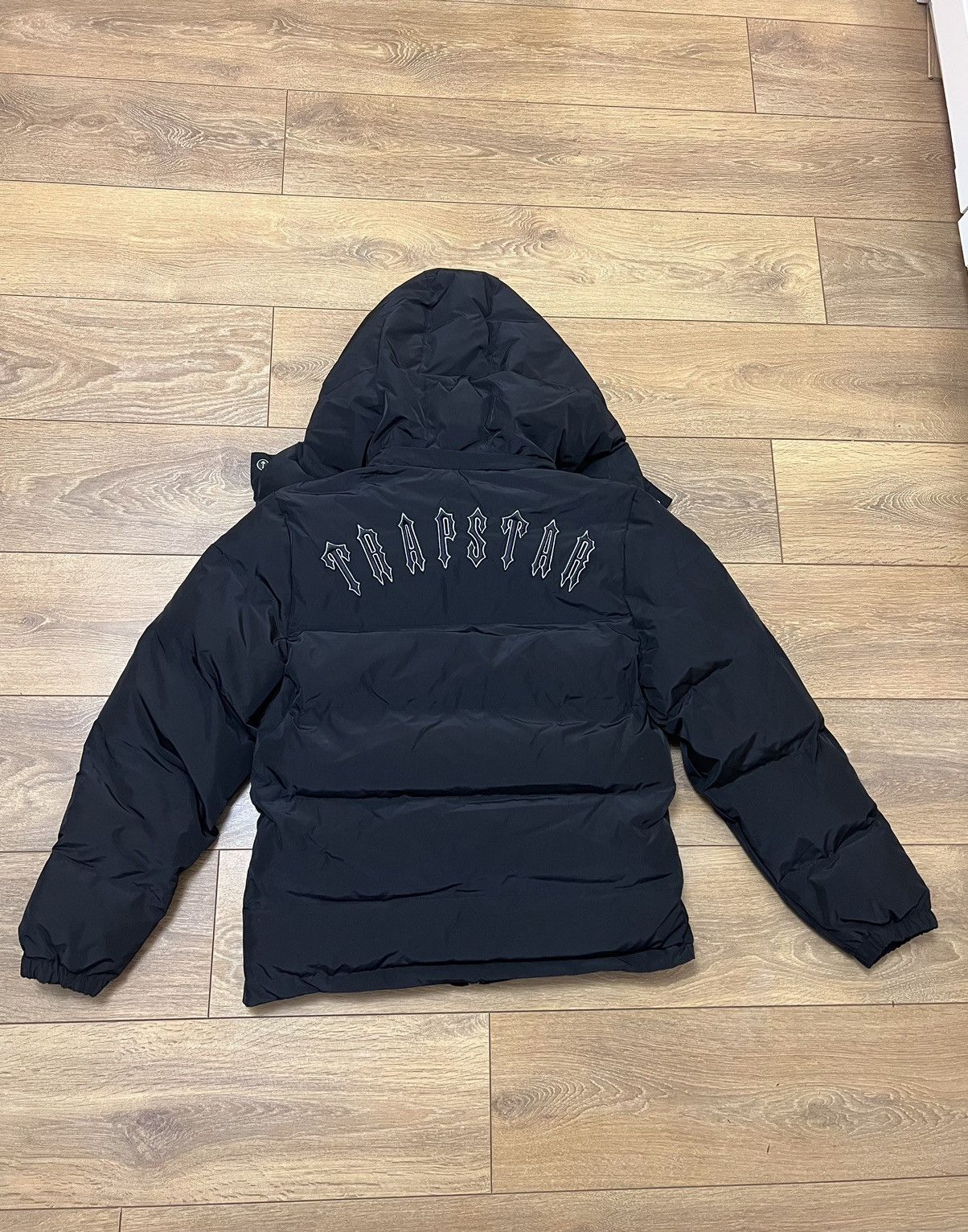 Trapstar London Trapstar Irongate Detachable Hooded Jacket - Black ...