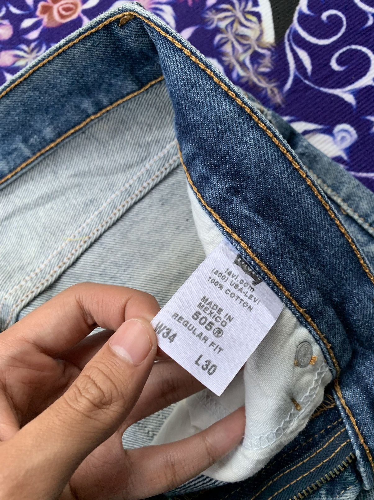 Levi's Vintage Clothing Vintage Levis 505 Faded Waah Denim Size US 36 / EU 52 - 7 Thumbnail