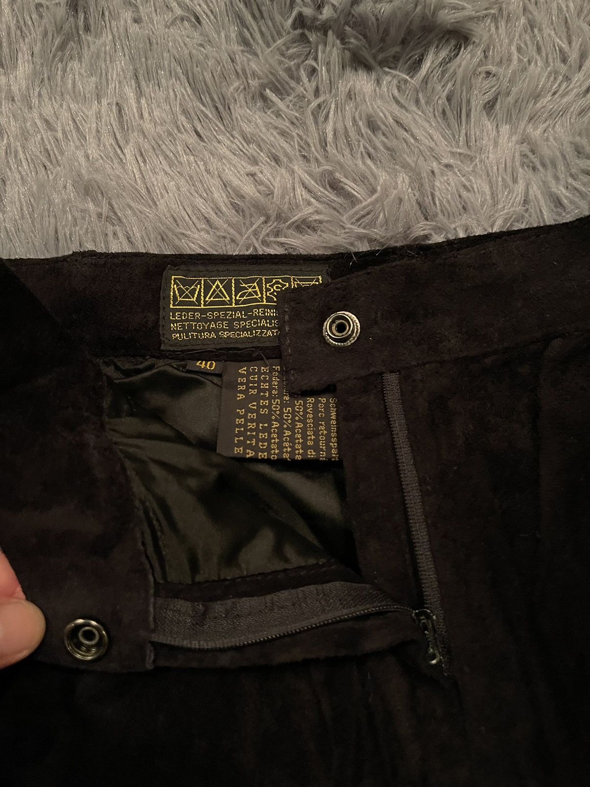 Chevignon × Genuine Leather × Vintage Chevignon vintage 90s mom fit real leather suede pants Size 27" / US 4 / IT 40 - 11 Thumbnail
