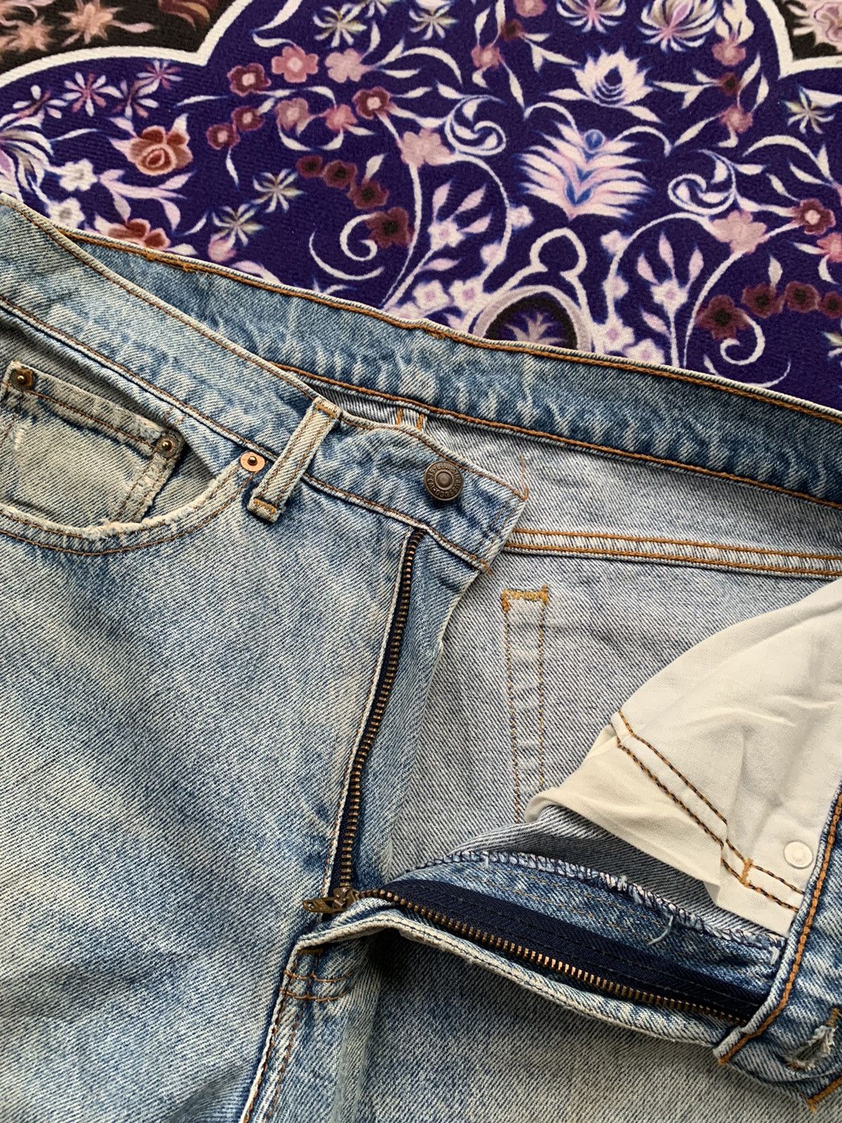 Levi's Vintage Clothing Vintage Levis 205 Faded Distressed Denim Size US 34 / EU 50 - 6 Thumbnail
