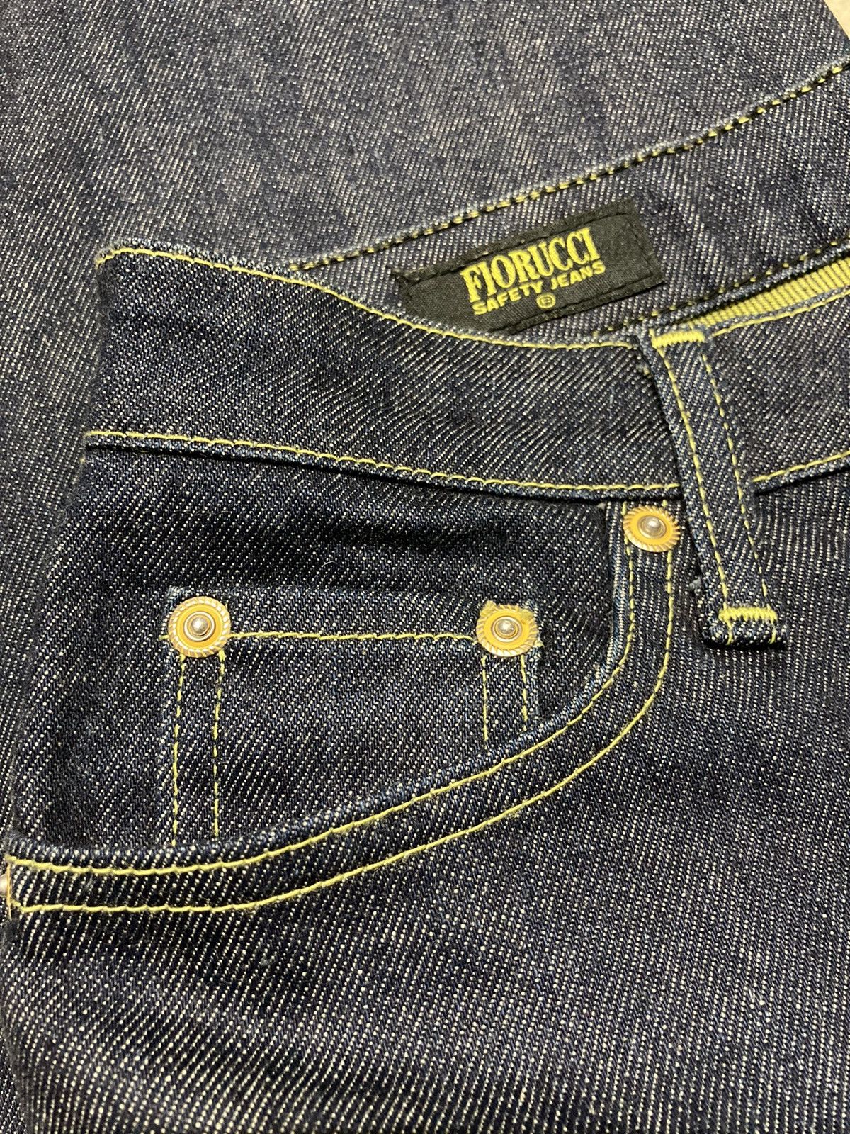 Fiorucci × Vintage Vintage Slim Fiorucci Safety Jeans (Yellow) Size 27" / US 4 / IT 40 - 11 Thumbnail