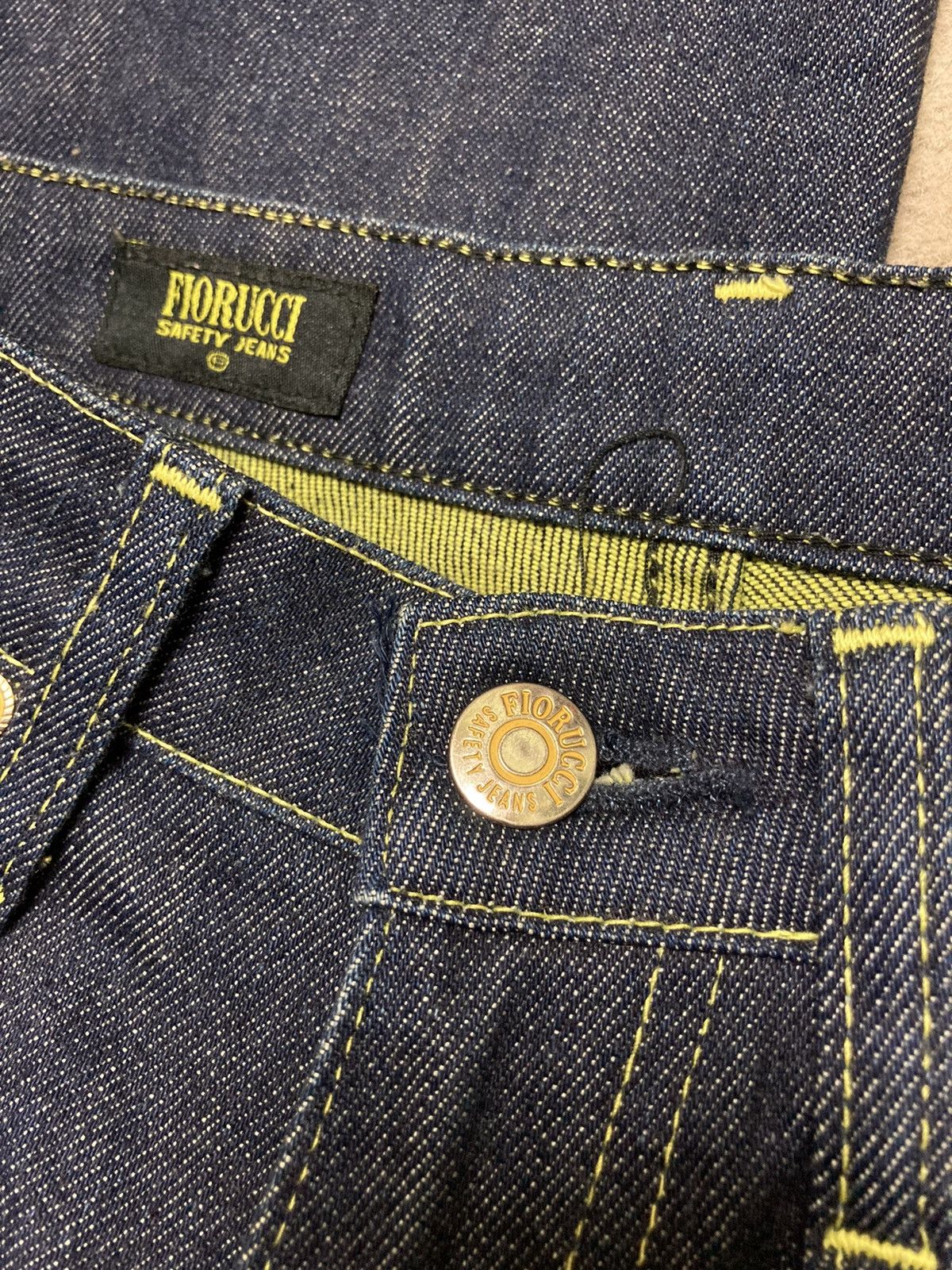 Fiorucci × Vintage Vintage Slim Fiorucci Safety Jeans (Yellow) Size 27" / US 4 / IT 40 - 7 Thumbnail