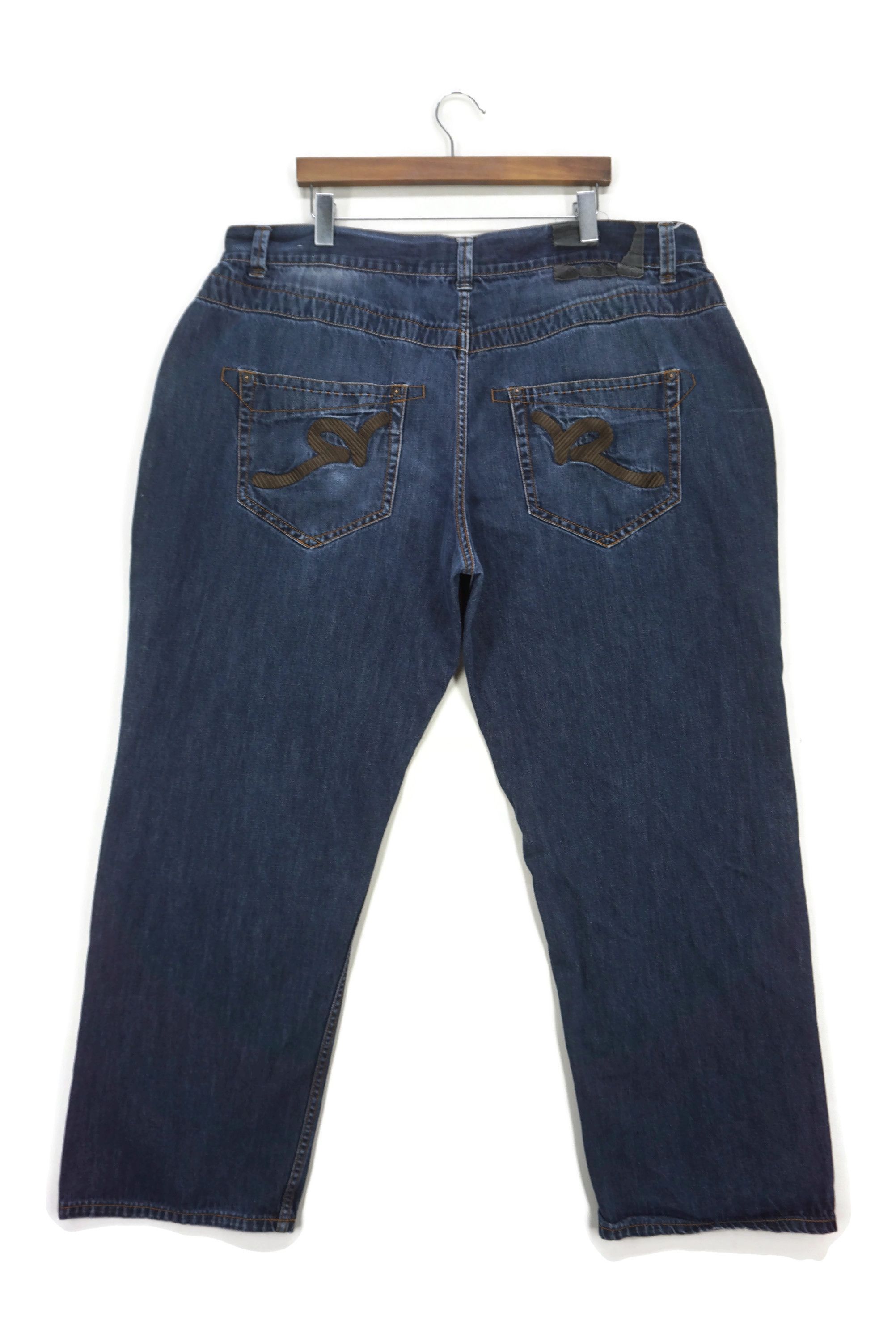 image of Jay Z x Rocawear Baggy Jeans Hip Hop Skateboards Embellished Embroidered Logo in Blue (Size 44)