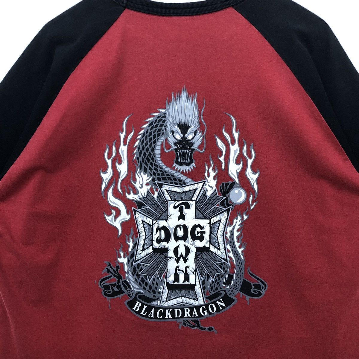 Dogtown Rare!! DOG TOWN Skate blackdragon tee Size US XL / EU 56 / 4 - 2 Thumbnail