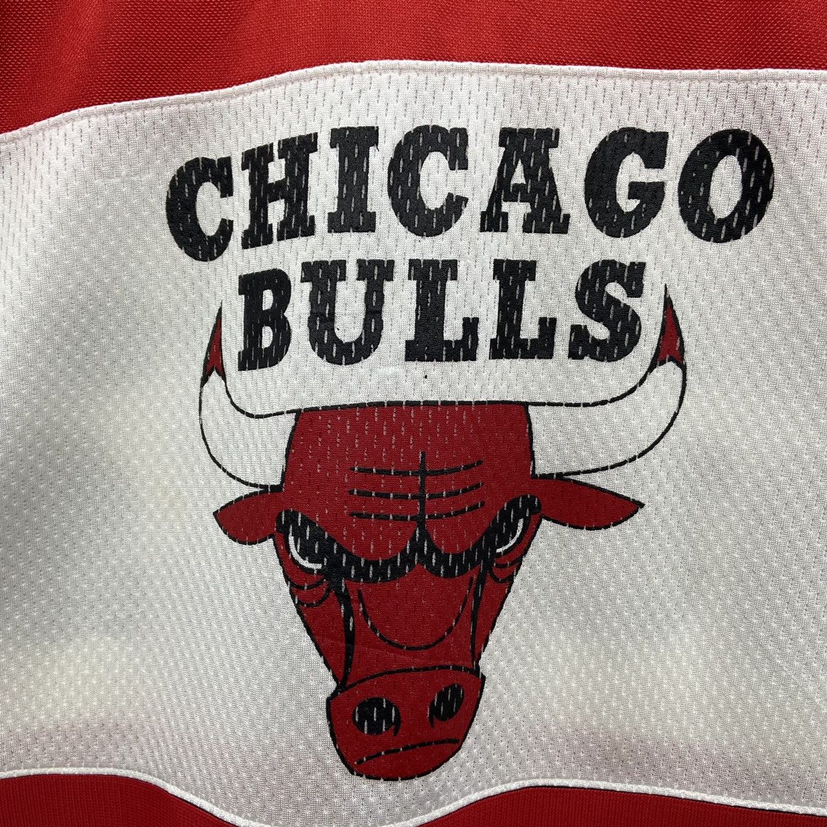 NBA Rare!! CHICAGO BULLS big logo jersey Size US L / EU 52-54 / 3 - 3 Thumbnail