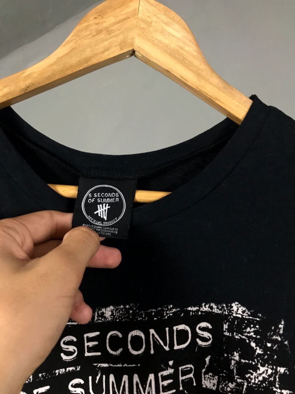 Band Tees × Vintage 5 seconds of summer vintage black tee Size US S / EU 44-46 / 1 - 4 Thumbnail