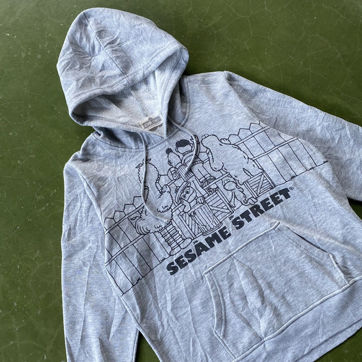 Cartoon Network × Disney Vintage Anime Sesame Street Hoodie Size US S / EU 44-46 / 1 - 3 Thumbnail