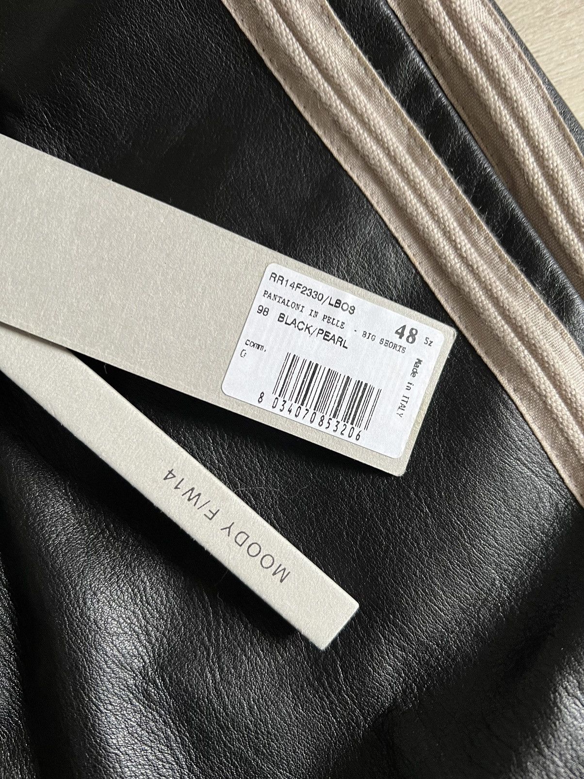 Rick Owens BRAND NEW RICK OWENS LEATHER BIG MOODY SHORTS FW14 SIZE 48 Size US 32 / EU 48 - 4 Thumbnail