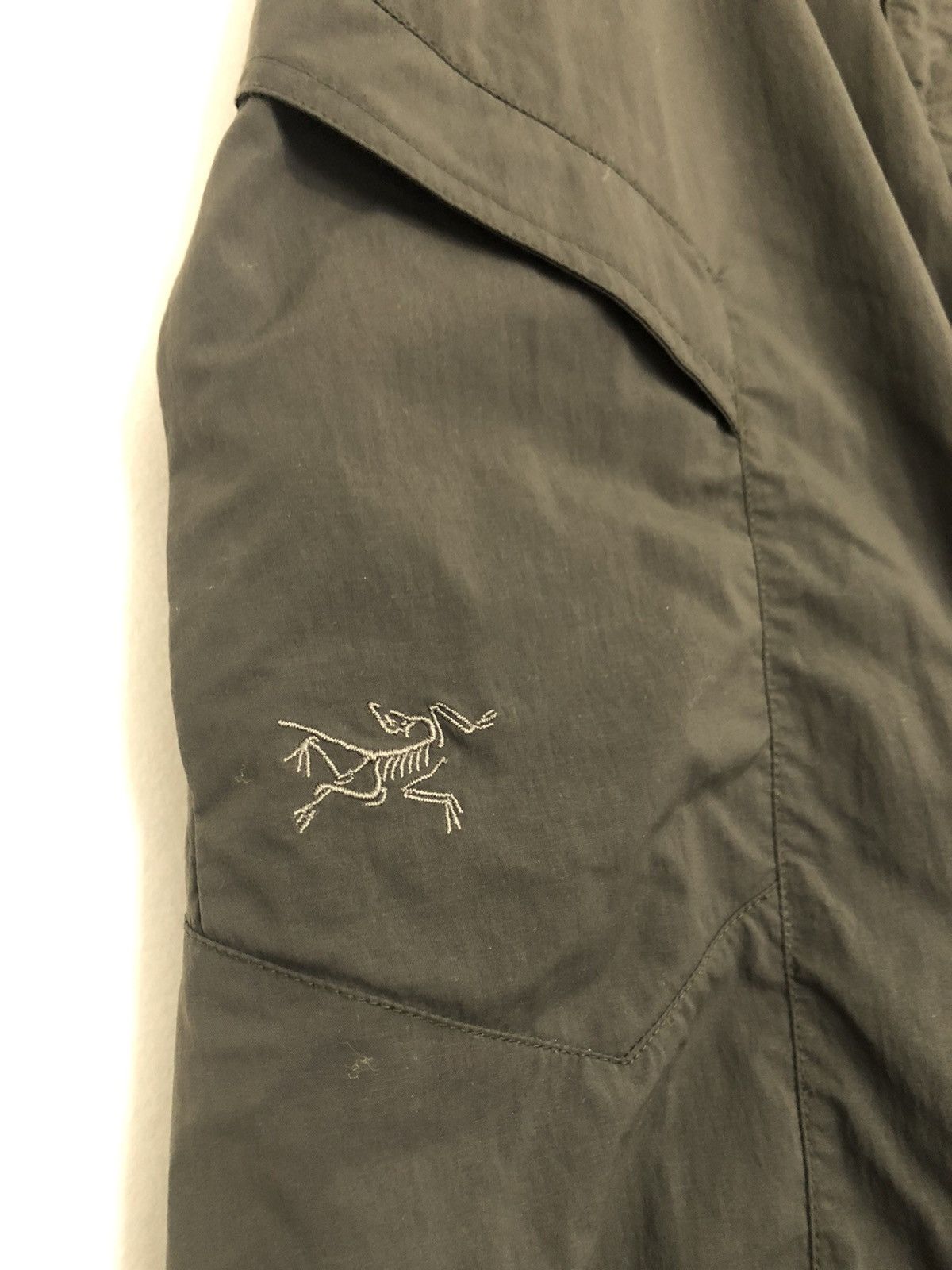 Arc'Teryx Vintage Arcteryx dark green olive cargo pants Size US 32 / EU 48 - 10 Thumbnail