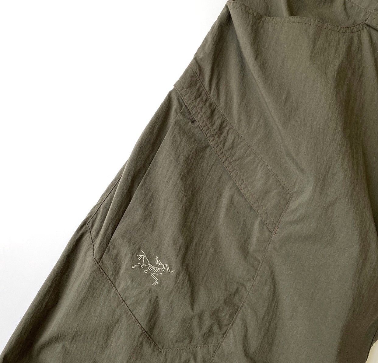 Arc'Teryx Vintage Arcteryx dark green olive cargo pants Size US 32 / EU 48 - 5 Thumbnail