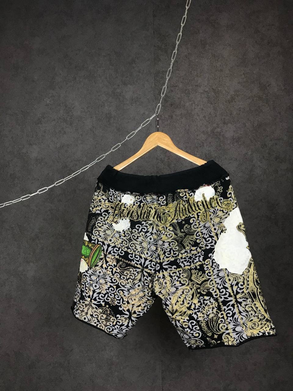 Christian Audigier Christian Audigier Ed Hardy luxury crazy multicolor shorts Size US 34 / EU 50 - 9 Thumbnail