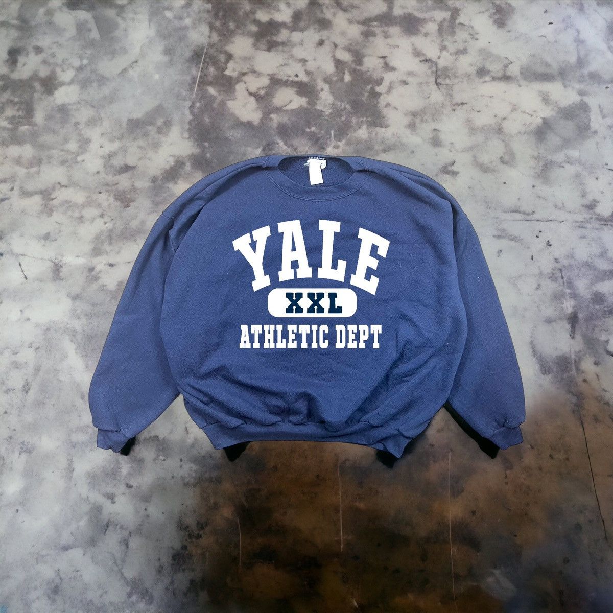 Vintage Vtg 90s Yale University Athletic Dept crewneck sweatshirt Size US XL / EU 56 / 4 - 1 Thumbnail