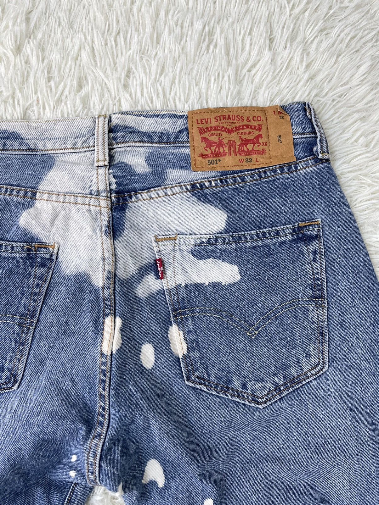Levi's × Levi's Vintage Clothing Distressed Denim LEVIS 501 Acid Wash Size US 31 - 6 Thumbnail