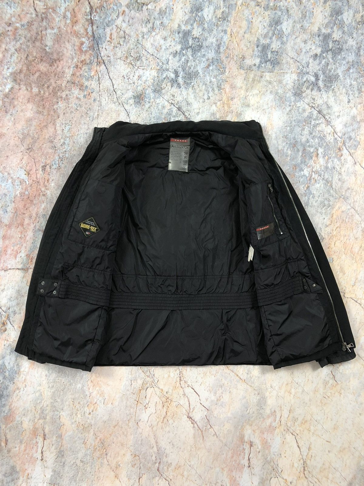 Prada Prada gore Tex jacket Size US L / EU 52-54 / 3 - 4 Thumbnail