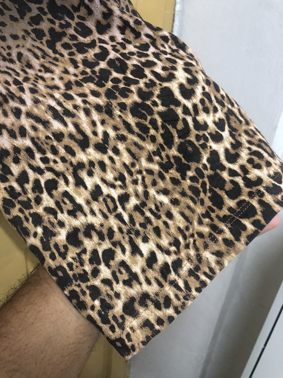 Saint Laurent Paris SAINT LAURENT Tie-Dye Leopard Printed T-shirt Size XS / US 0-2 / IT 36-38 - 8 Thumbnail
