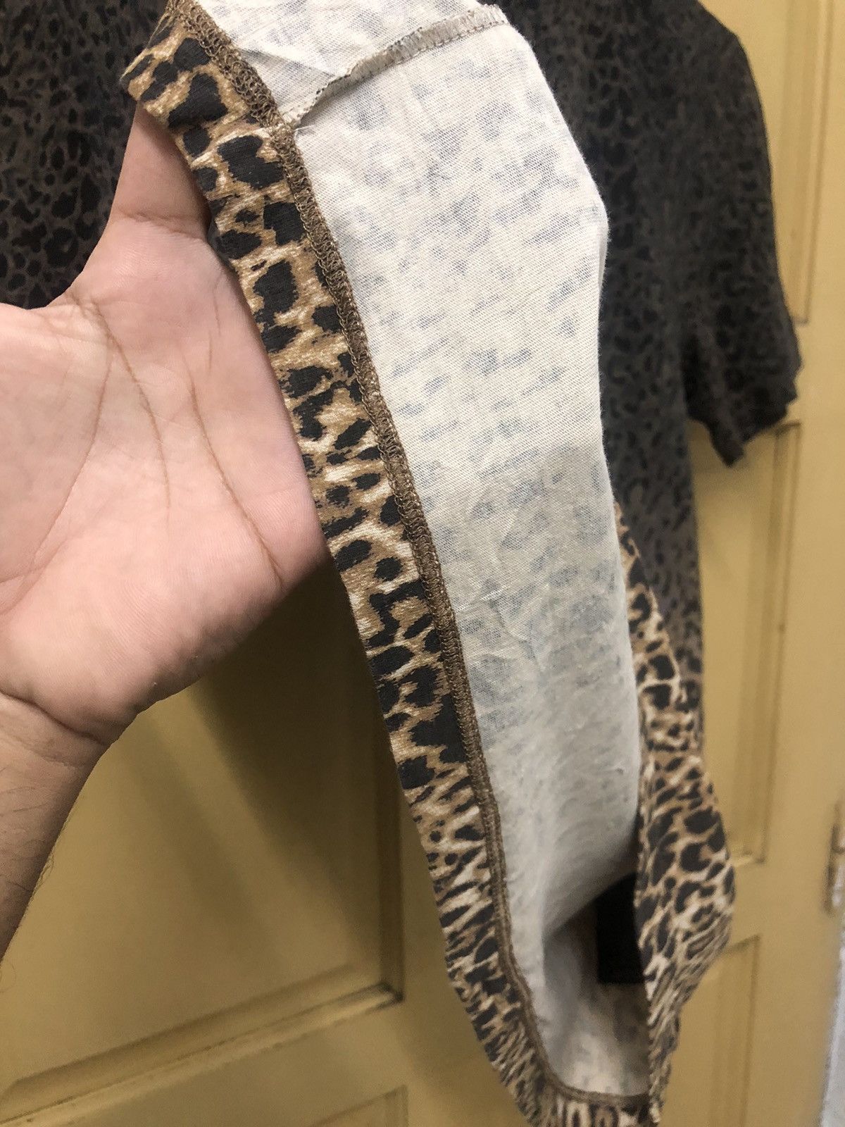 Saint Laurent Paris SAINT LAURENT Tie-Dye Leopard Printed T-shirt Size XS / US 0-2 / IT 36-38 - 17 Thumbnail