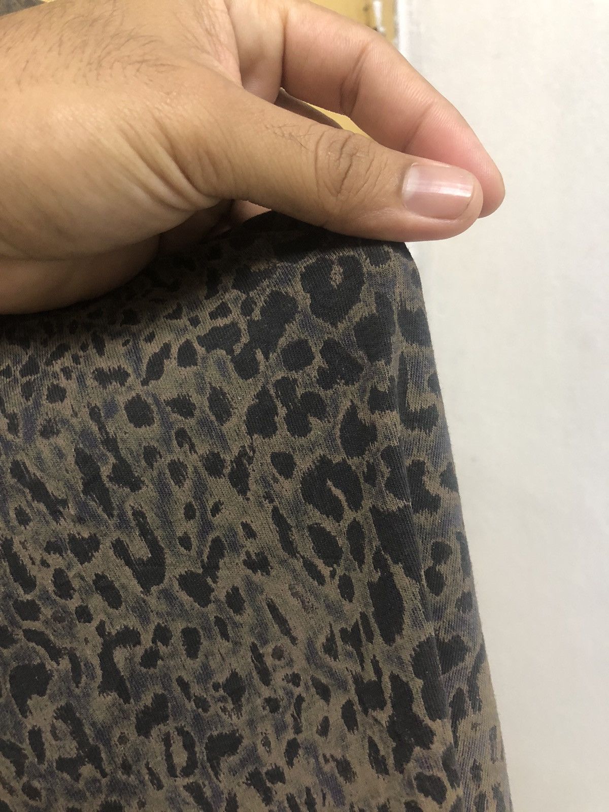 Saint Laurent Paris SAINT LAURENT Tie-Dye Leopard Printed T-shirt Size XS / US 0-2 / IT 36-38 - 9 Thumbnail