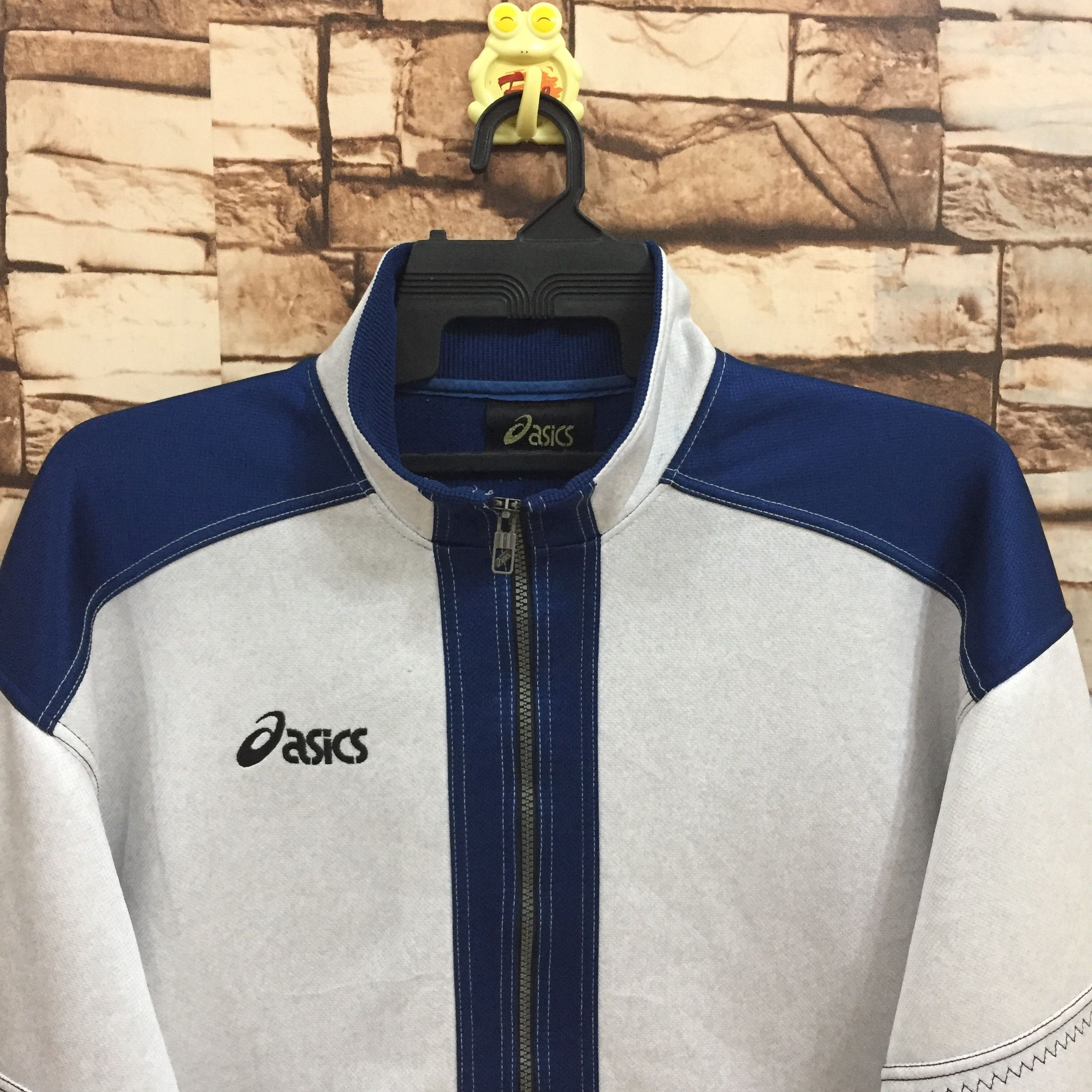 Asics Vintage asics sweatshirt zipper embroidered size L fit XL Size US XL / EU 56 / 4 - 2 Thumbnail