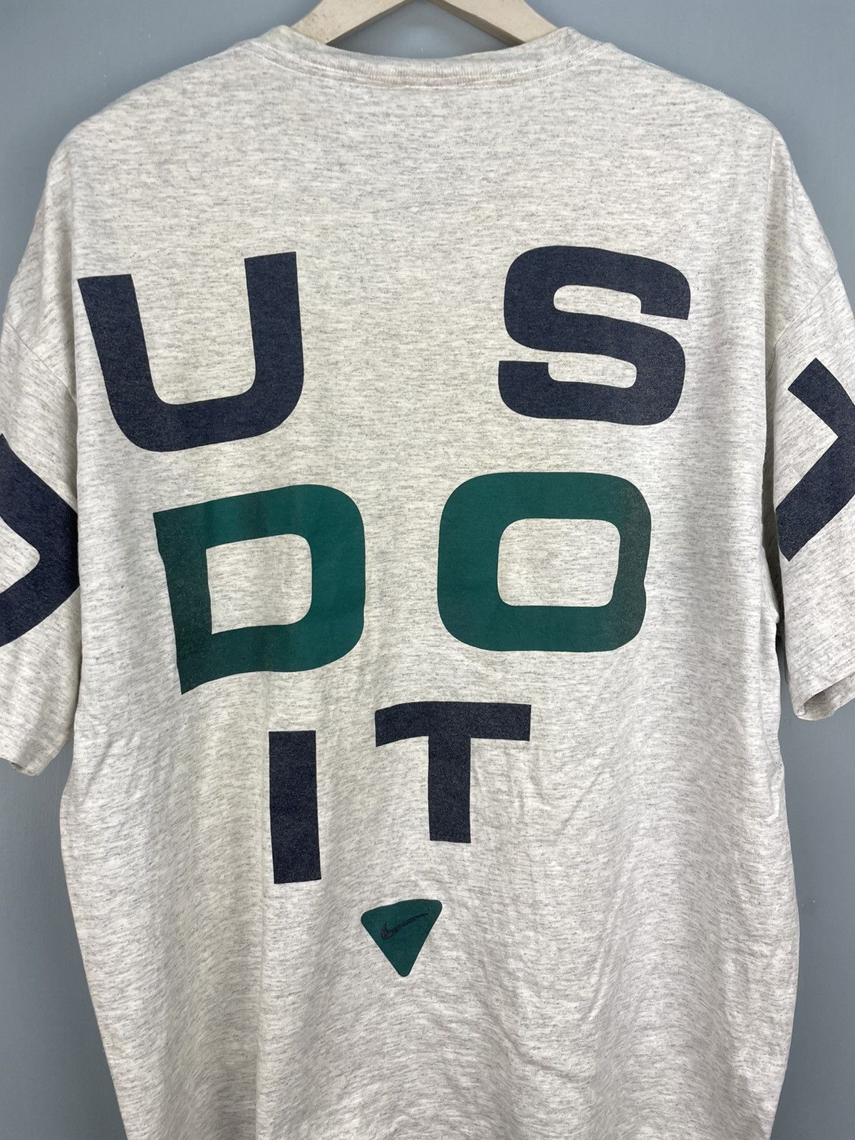 Nike Vintage 90s Nike Just Do It big logo t shirt Size US L / EU 52-54 / 3 - 4 Thumbnail