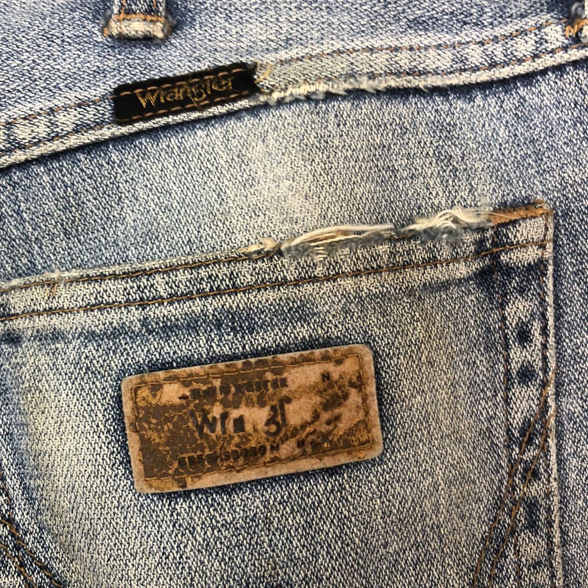 Vintage DLS Wrangler vintage Blue Distressed Denim Pants #BB581 Size US 30 / EU 46 - 16 Thumbnail