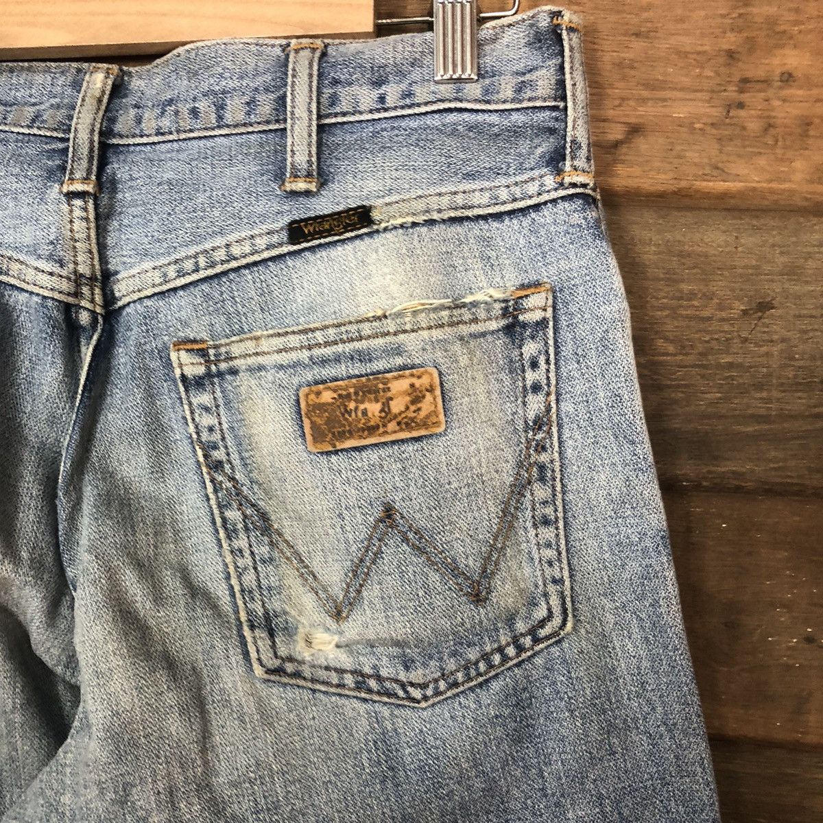 Vintage DLS Wrangler vintage Blue Distressed Denim Pants #BB581 Size US 30 / EU 46 - 14 Thumbnail