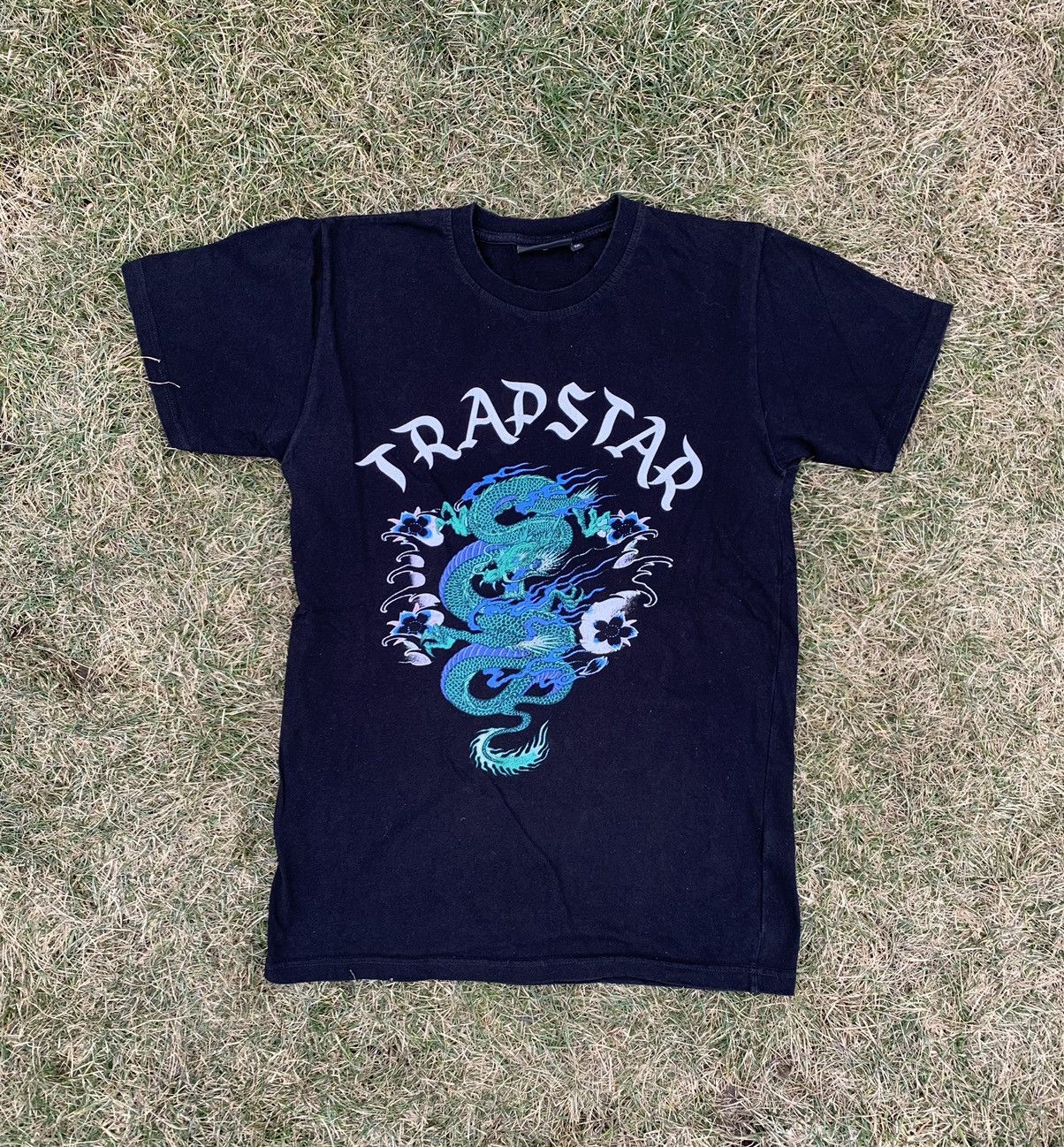 【Trapstar】ドラゴンTシャツ 51402405-1_3.jpg