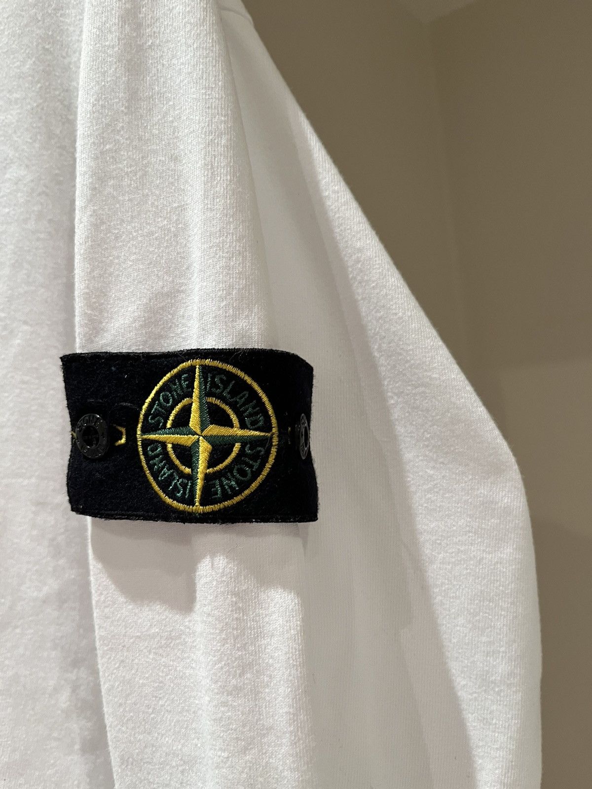 Stone Island Sweatshirt/Hoodie/Crew Neck/ White Logo, Badge