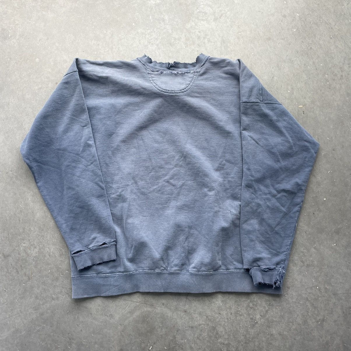 Levi's × Russell Athletic × Vintage Vintage Sun Faded Distressed Crewneck Thrashed Size US M / EU 48-50 / 2 - 7 Thumbnail