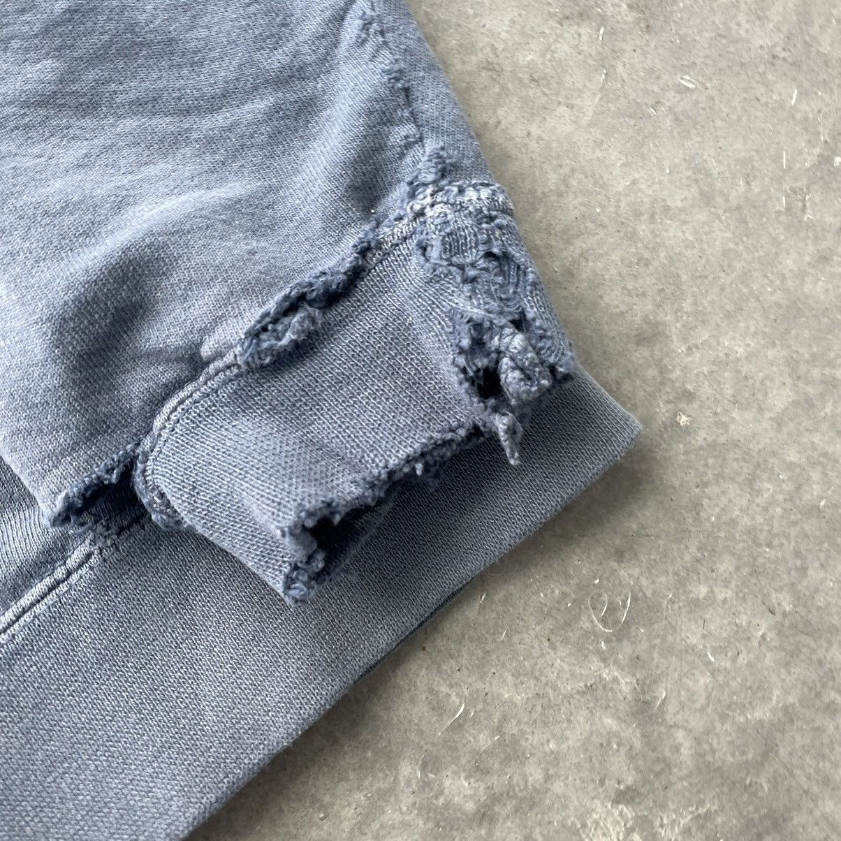 Levi's × Russell Athletic × Vintage Vintage Sun Faded Distressed Crewneck Thrashed Size US M / EU 48-50 / 2 - 9 Thumbnail