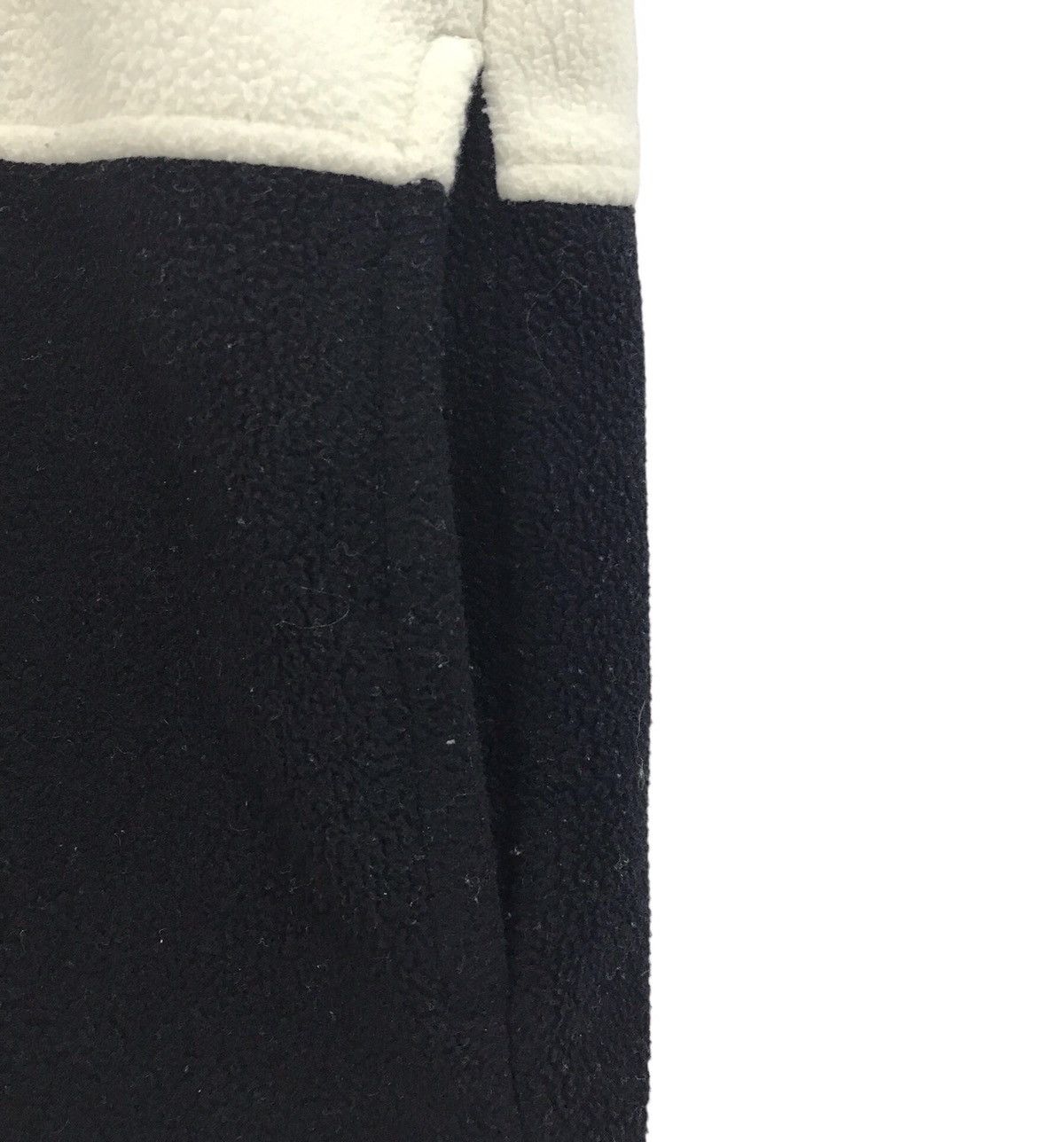 Champion CHAMPION JACKET HOODIE Size US L / EU 52-54 / 3 - 7 Thumbnail