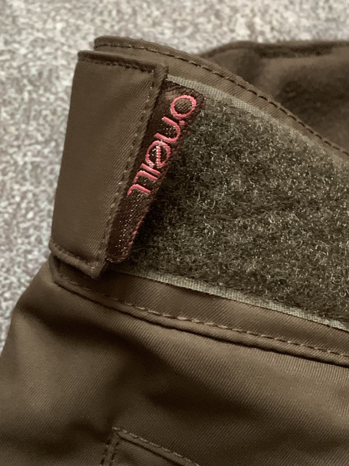 Goretex × O'Neill O’Neill launch series 36 brown ski pants snowboarding jumpsu Size 25" / US 0 / IT 36 - 8 Thumbnail