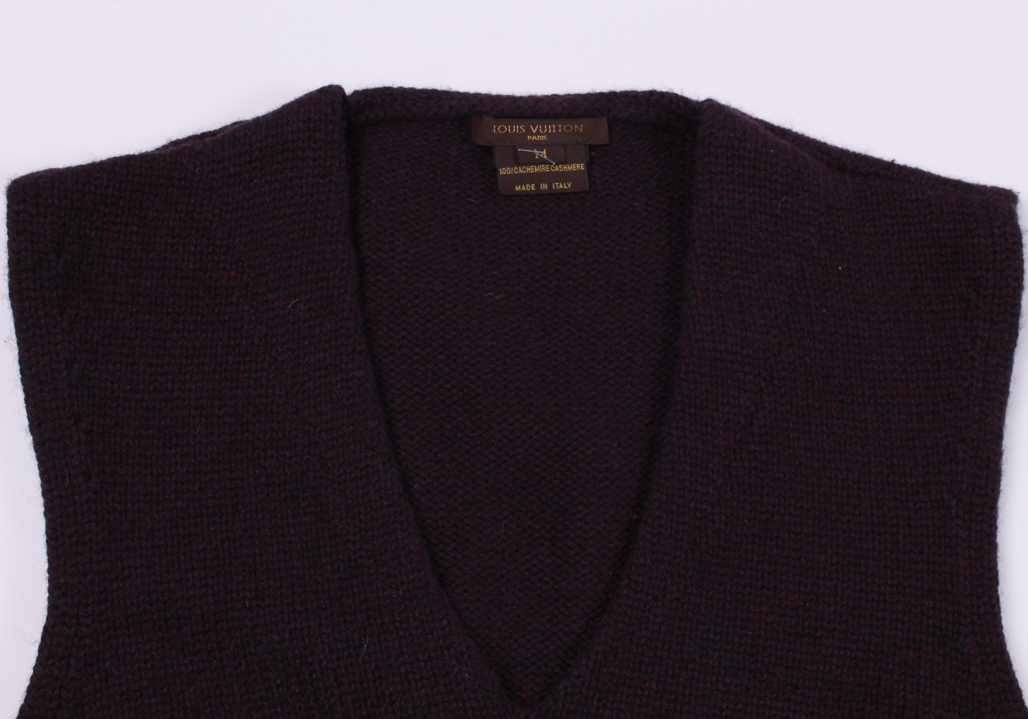 Louis Vuitton Louis Vuitton Cashmere Set Top + Skirt Size M / US 6-8 / IT 42-44 - 6 Thumbnail