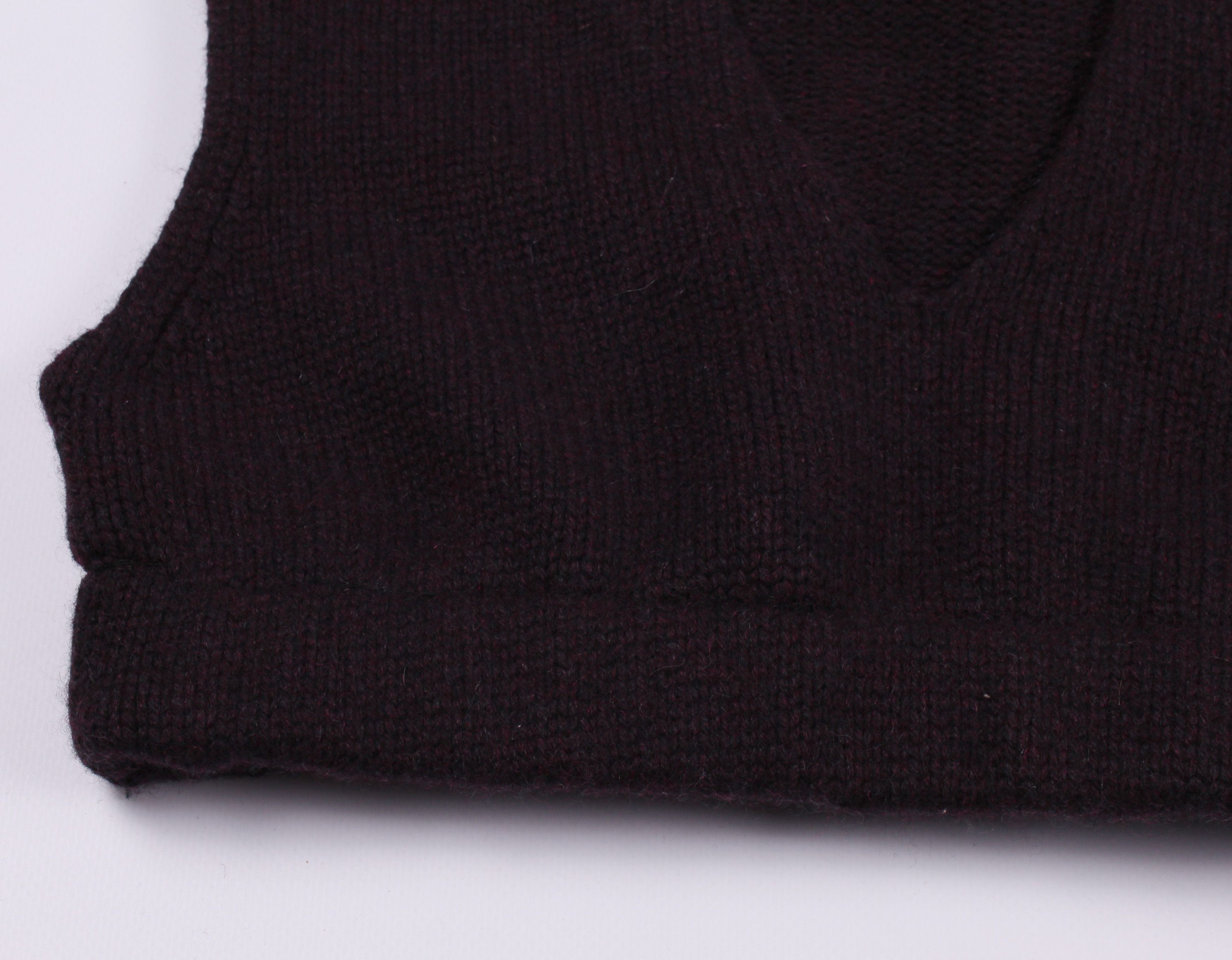 Louis Vuitton Louis Vuitton Cashmere Set Top + Skirt Size M / US 6-8 / IT 42-44 - 7 Thumbnail