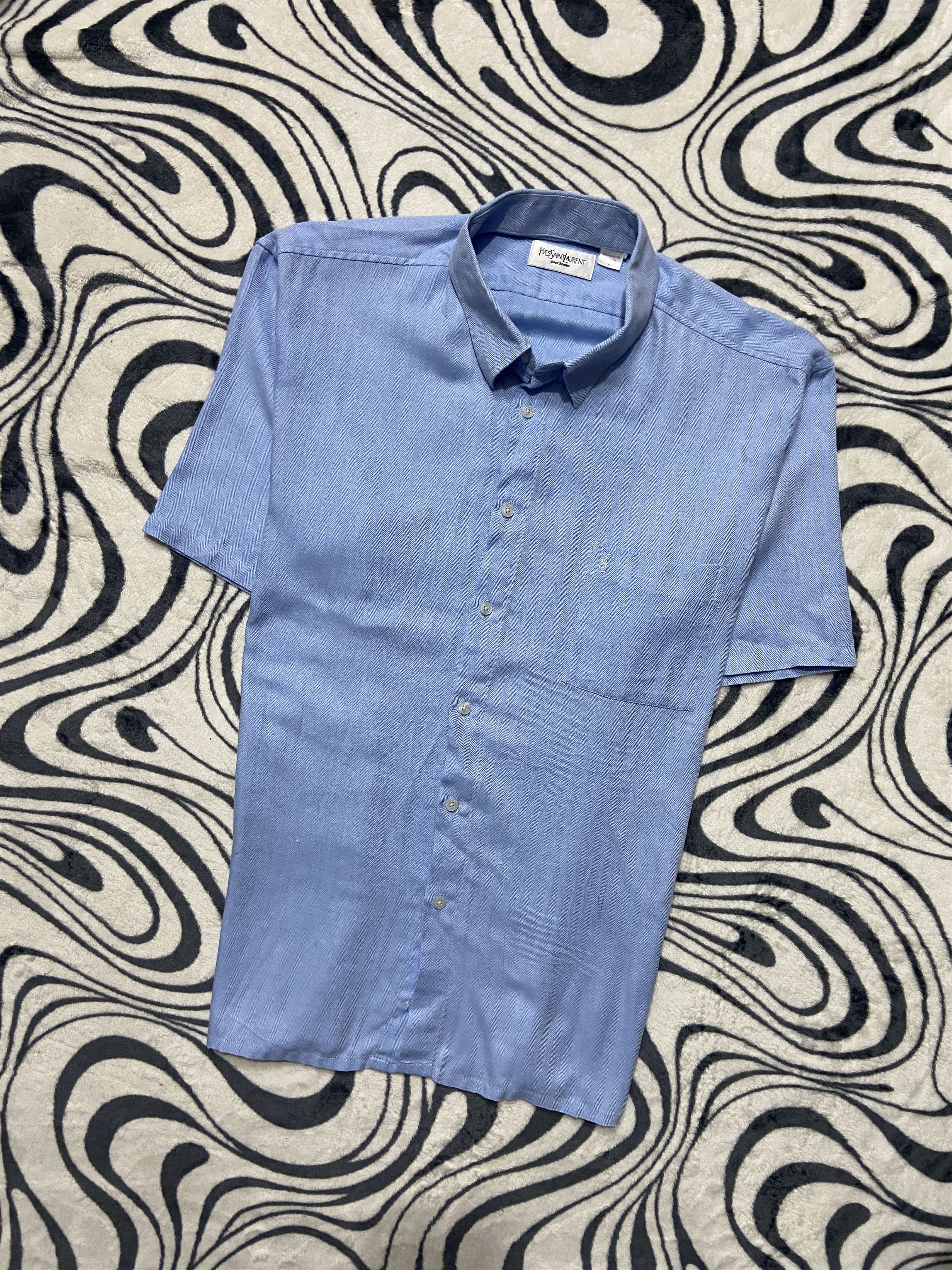 Yves Saint Laurent Yves Saint Laurent YSL Men's Short Sleeve Shirt Size US XL / EU 56 / 4 - 1 Thumbnail