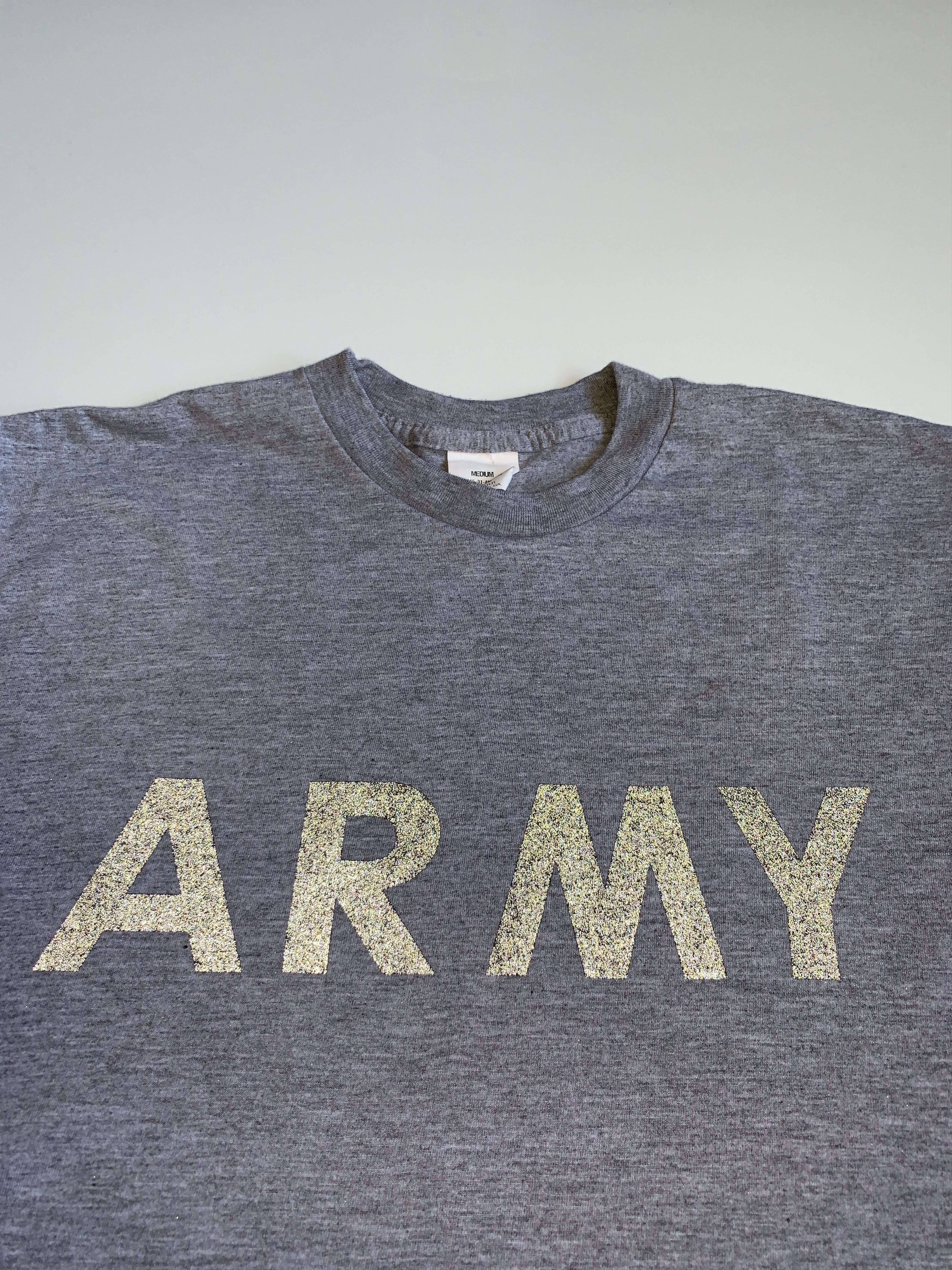 Vintage ARMY Reflective Logo Physical Fitness Uniform Mens T-shirt Size US M / EU 48-50 / 2 - 4 Thumbnail
