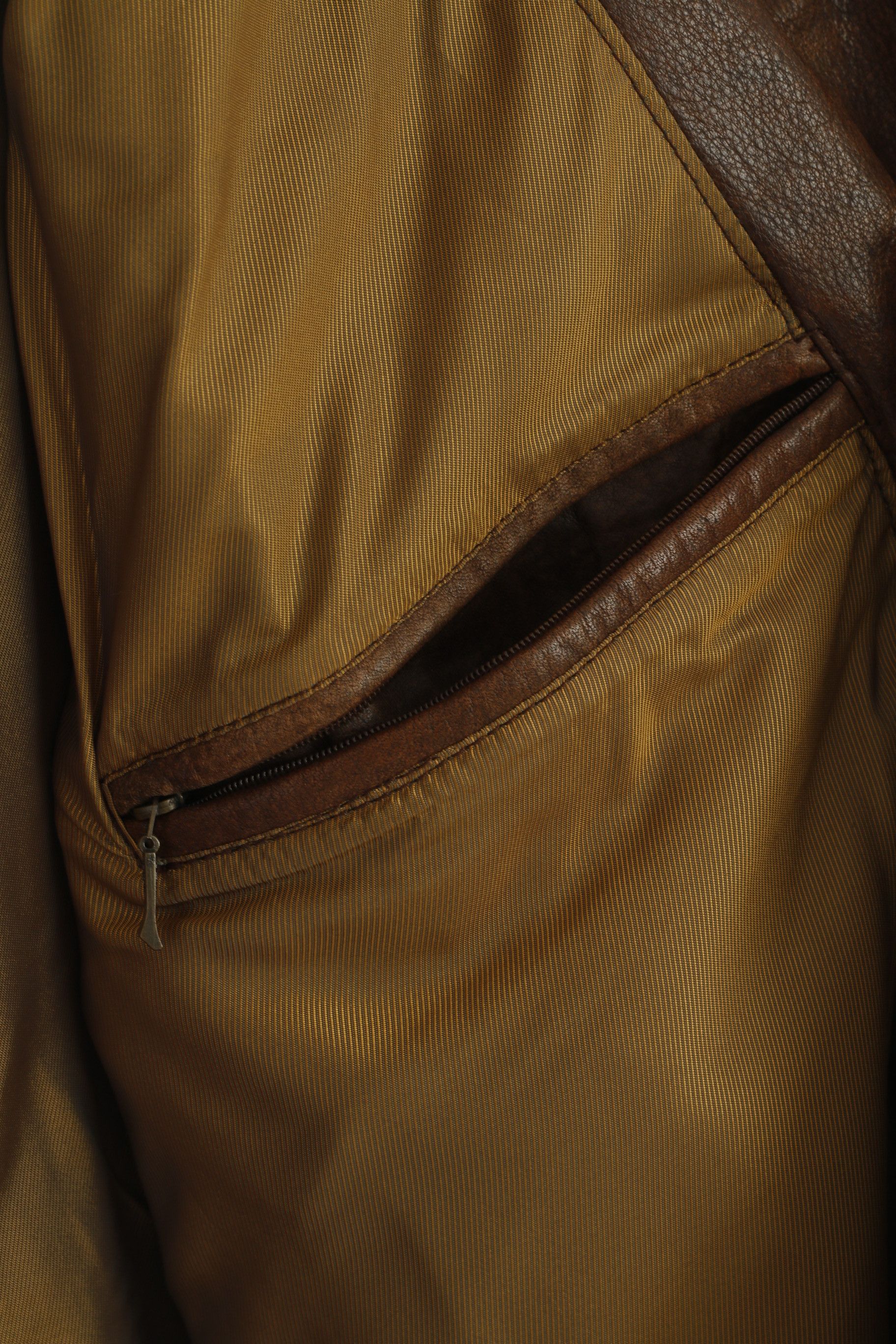 Leather × Vintage Original Trapper Men XL Waistcoat Brown Leather Vintage 0355 Size US XL / EU 56 / 4 - 5 Thumbnail