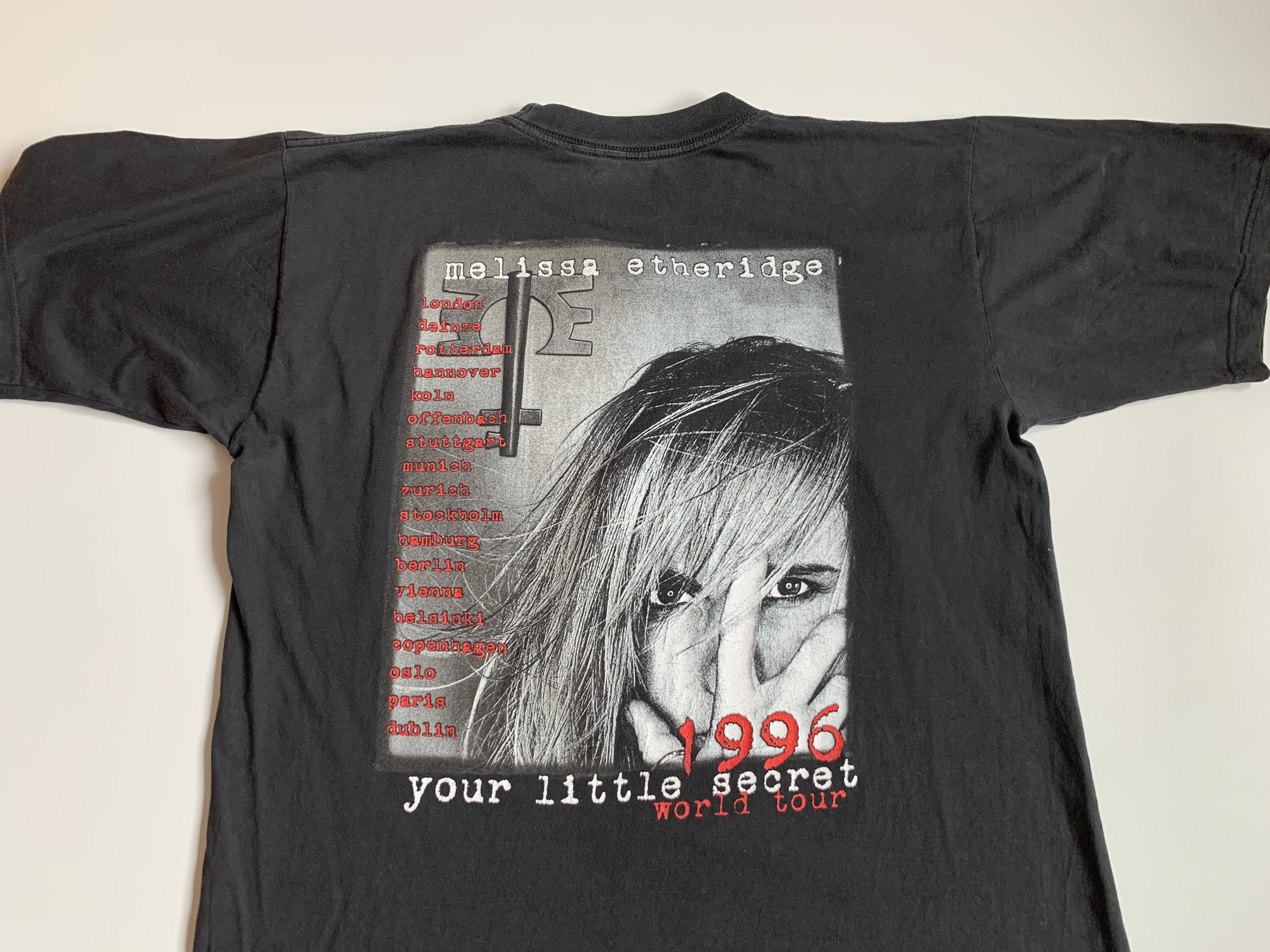 Band Tees 1996 Melissa Etheridge "Your Little Secret" World Tour Size US L / EU 52-54 / 3 - 8 Thumbnail
