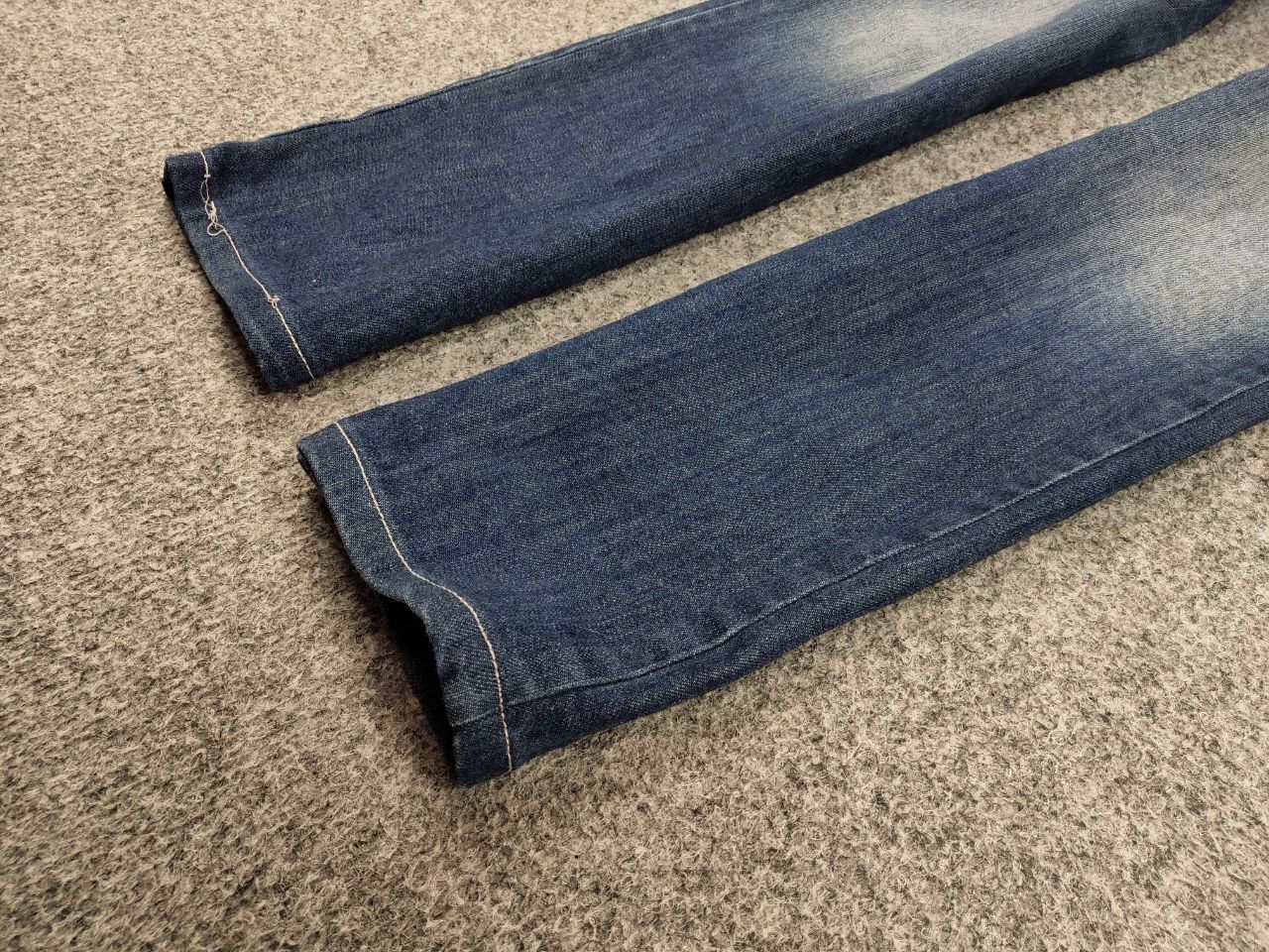 Moschino Love Moschino Italy Designer Japan Logo Faded Denim Jeans Size US 34 / EU 50 - 6 Thumbnail