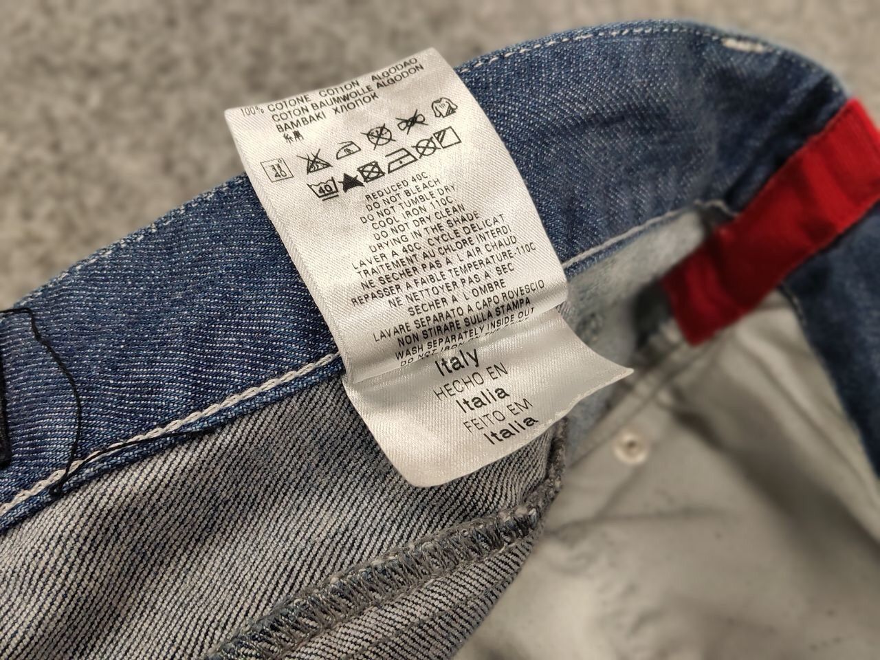 Moschino Love Moschino Italy Designer Japan Logo Faded Denim Jeans Size US 34 / EU 50 - 20 Thumbnail