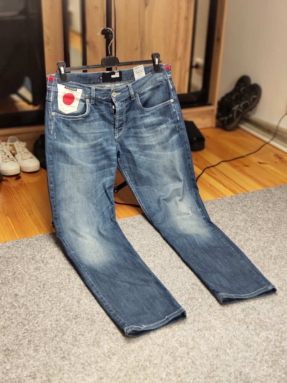 Moschino Love Moschino Italy Designer Japan Logo Faded Denim Jeans Size US 34 / EU 50 - 21 Thumbnail