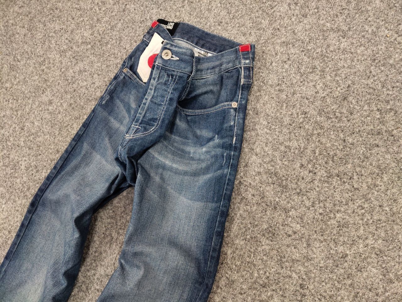 Moschino Love Moschino Italy Designer Japan Logo Faded Denim Jeans Size US 34 / EU 50 - 4 Thumbnail